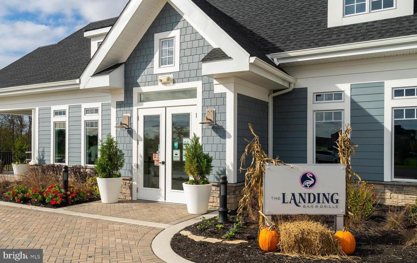 PLANTATION LAKES - Residential