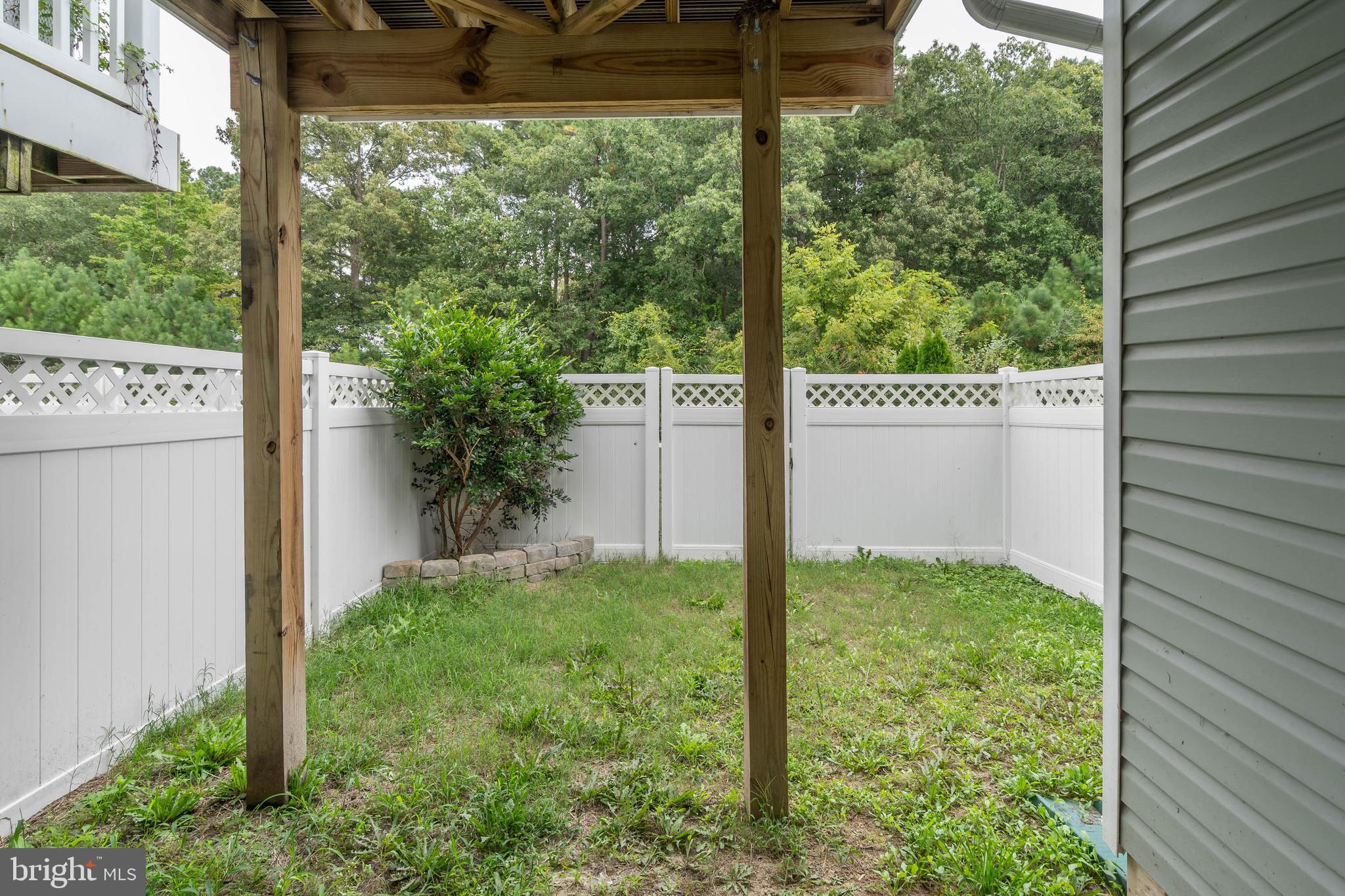 PLANTATION LAKES - Residential