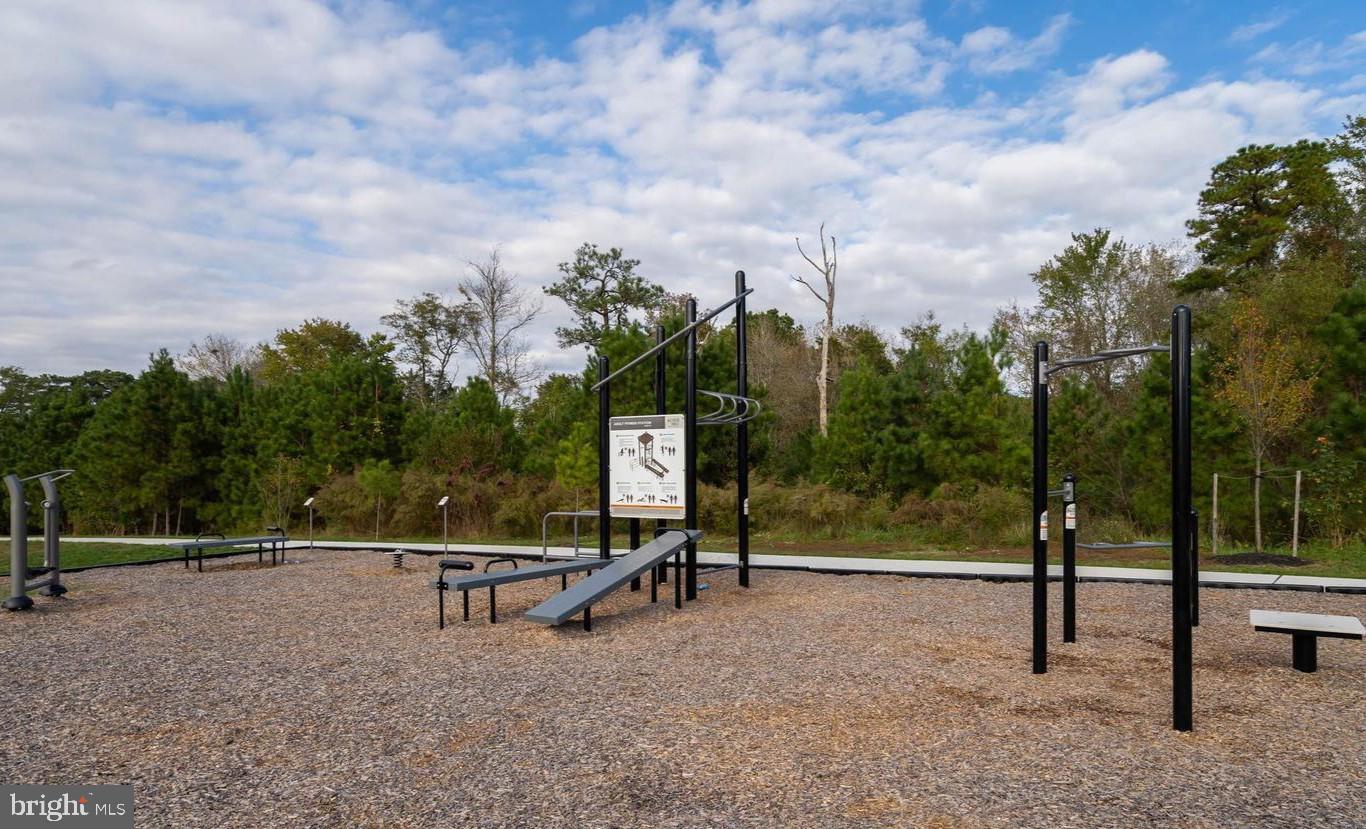 PLANTATION LAKES - Residential