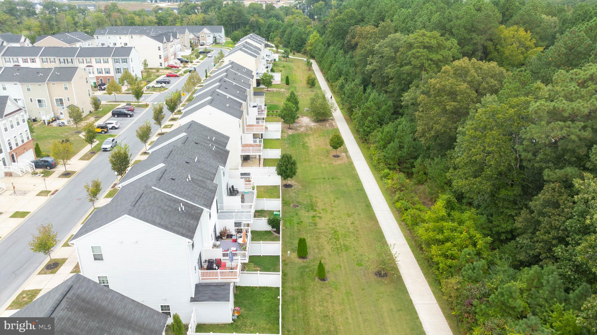 PLANTATION LAKES - Residential