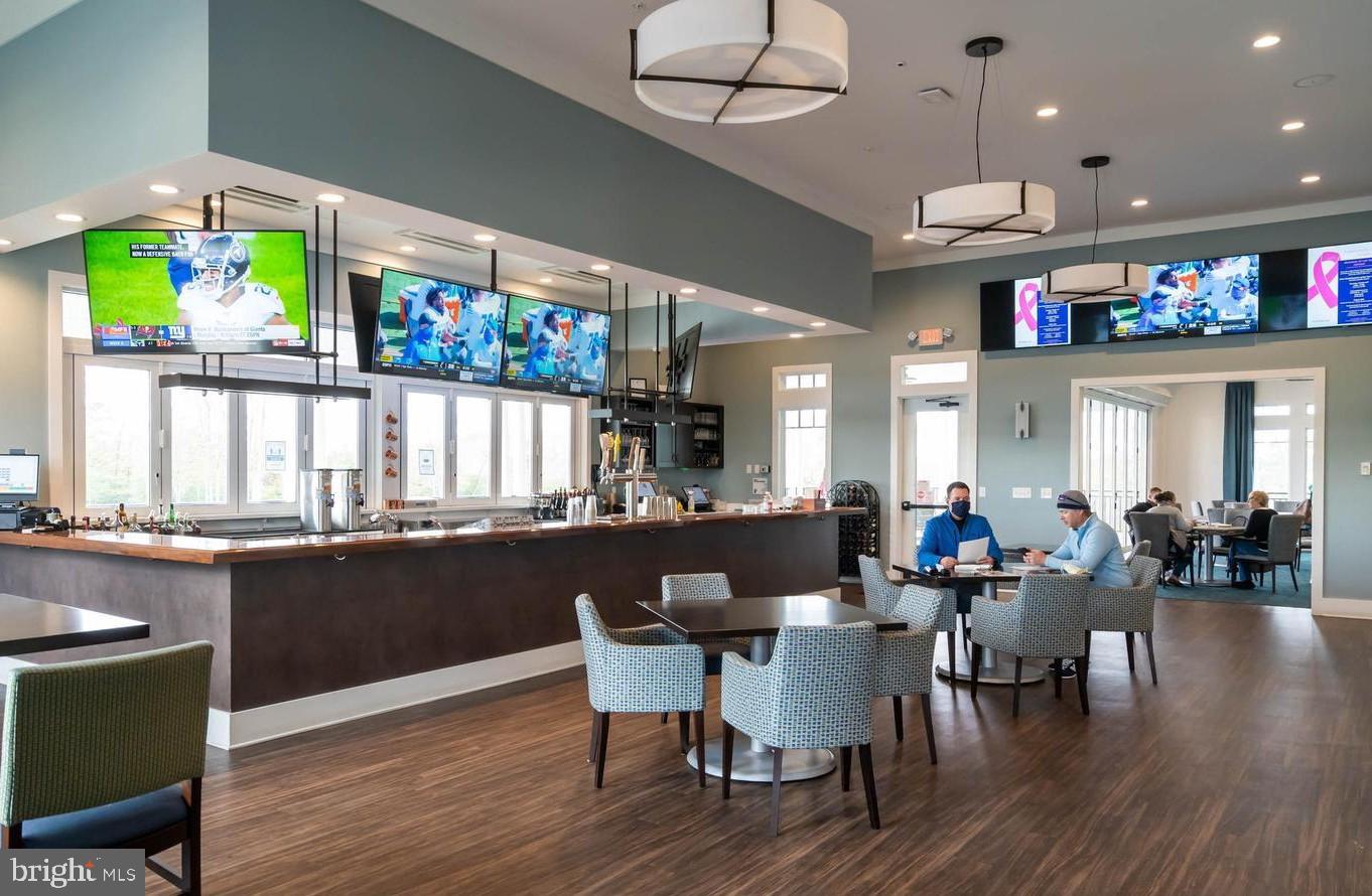 PLANTATION LAKES - Residential