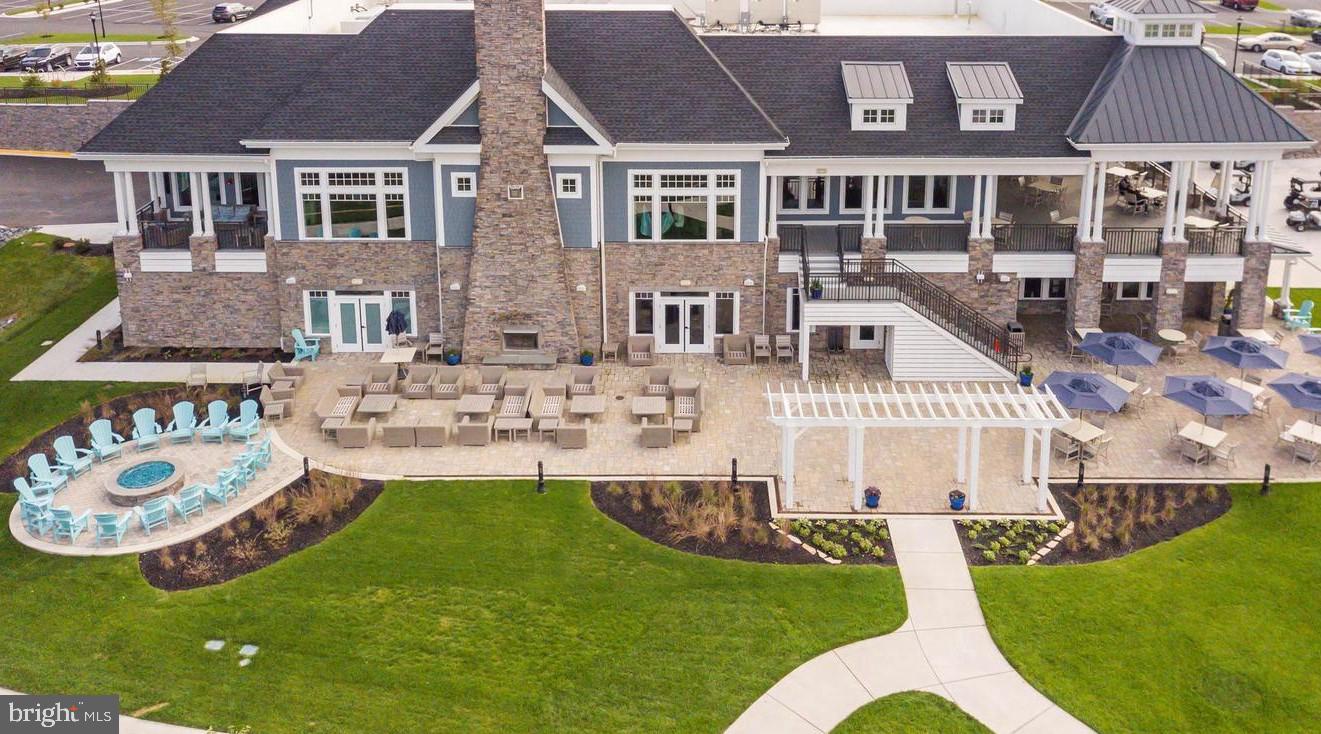 PLANTATION LAKES - Residential