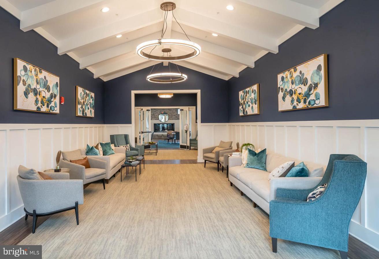 PLANTATION LAKES - Residential