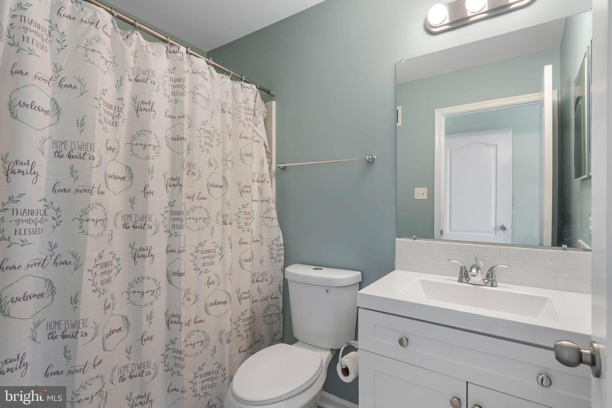 PLANTATION LAKES - Residential