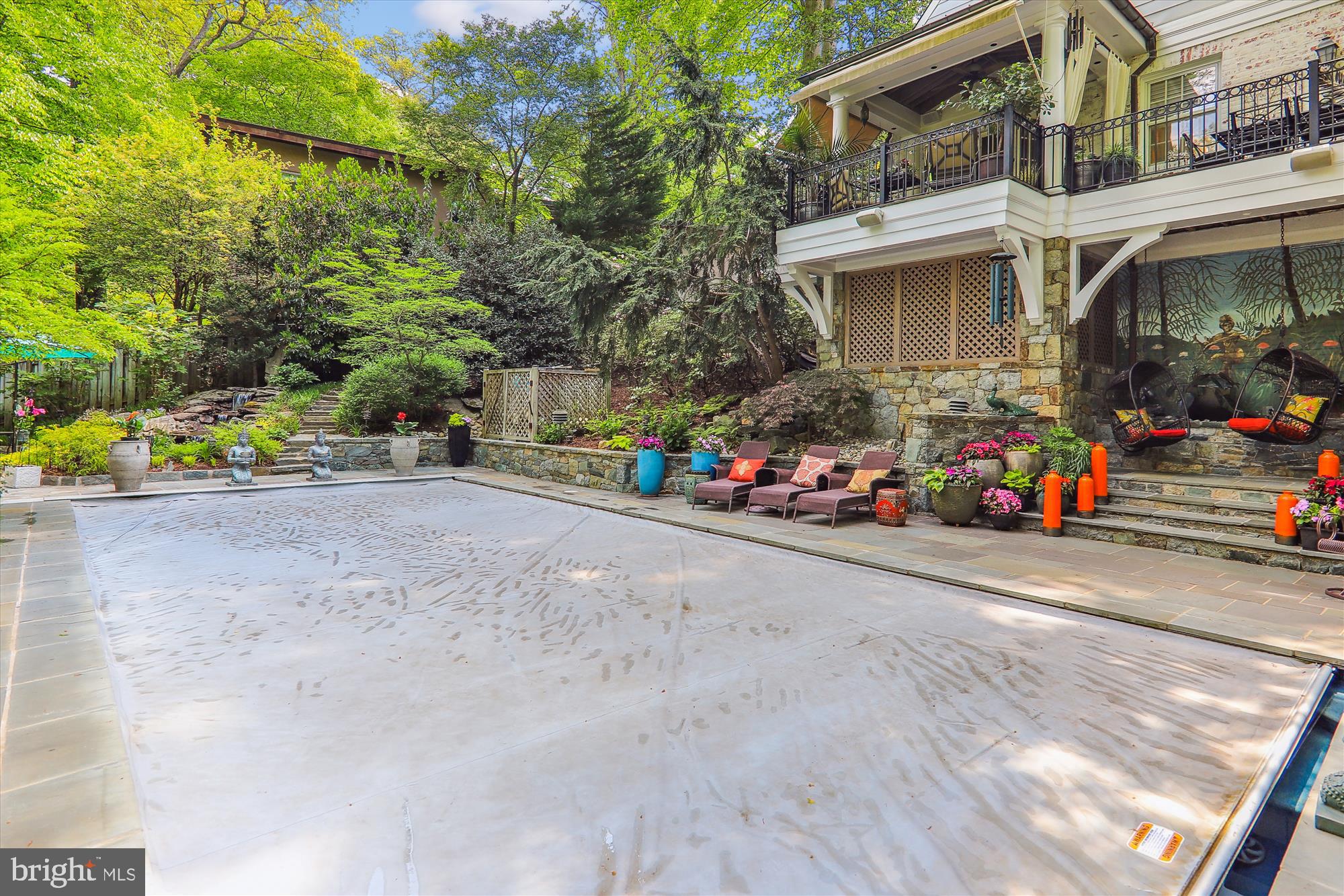 ROLLINGWOOD - Residential