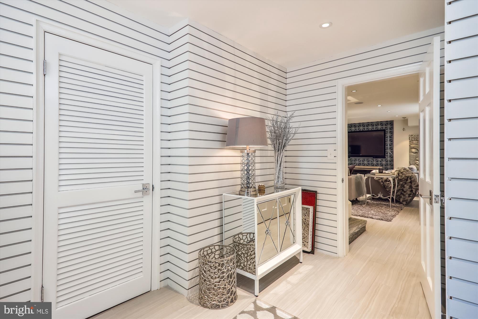 ROLLINGWOOD - Residential