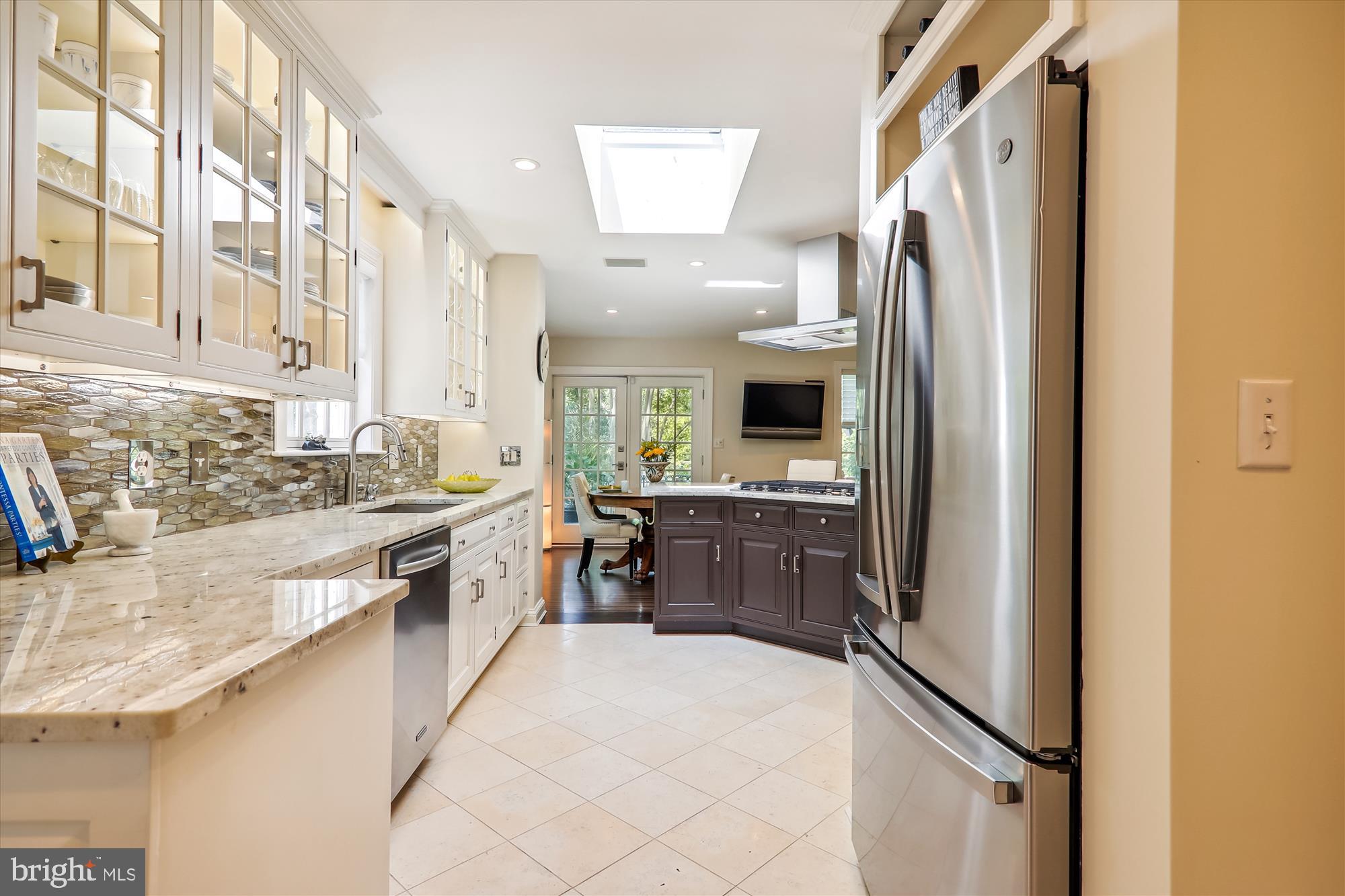 ROLLINGWOOD - Residential