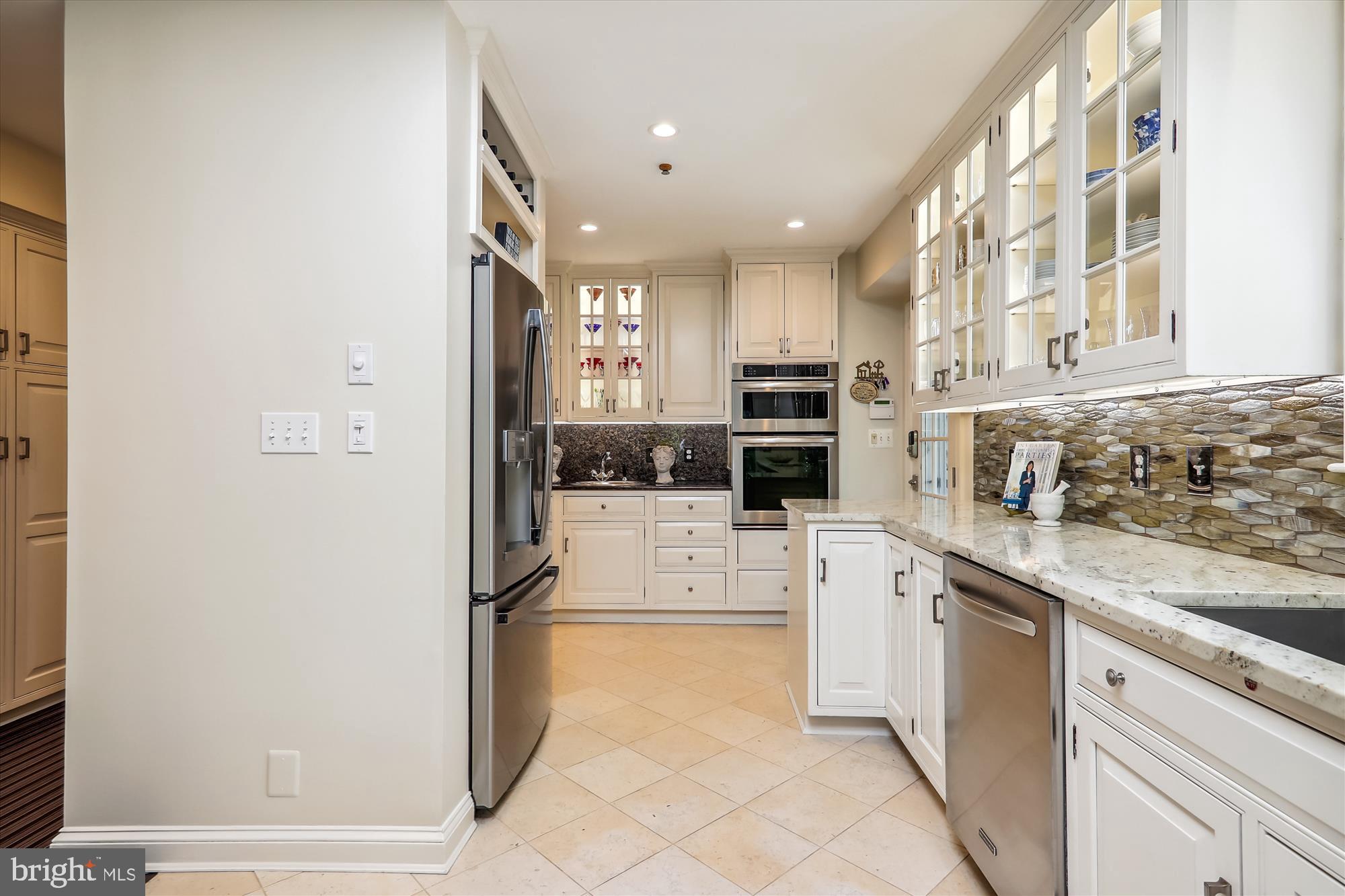 ROLLINGWOOD - Residential