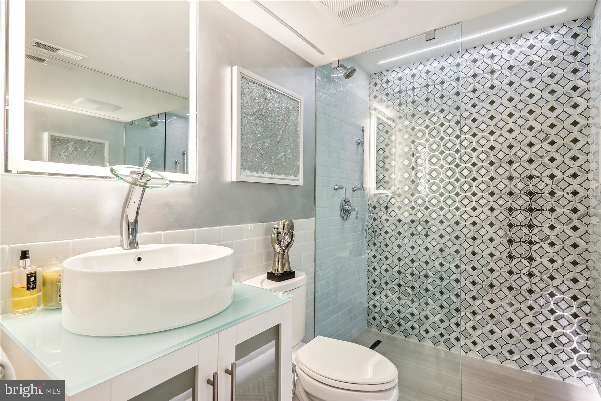 ROLLINGWOOD - Residential