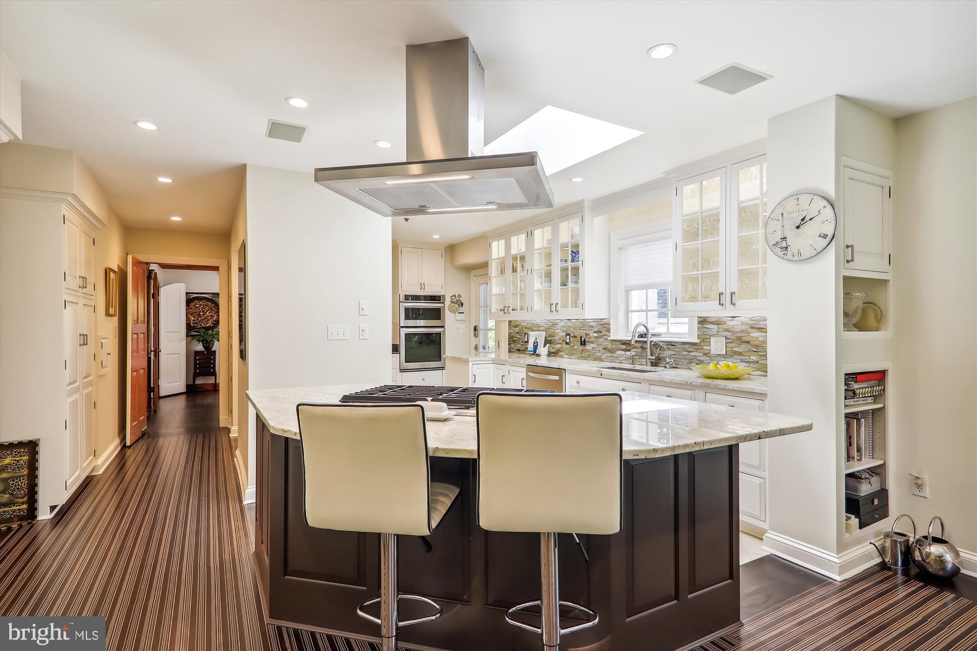 ROLLINGWOOD - Residential