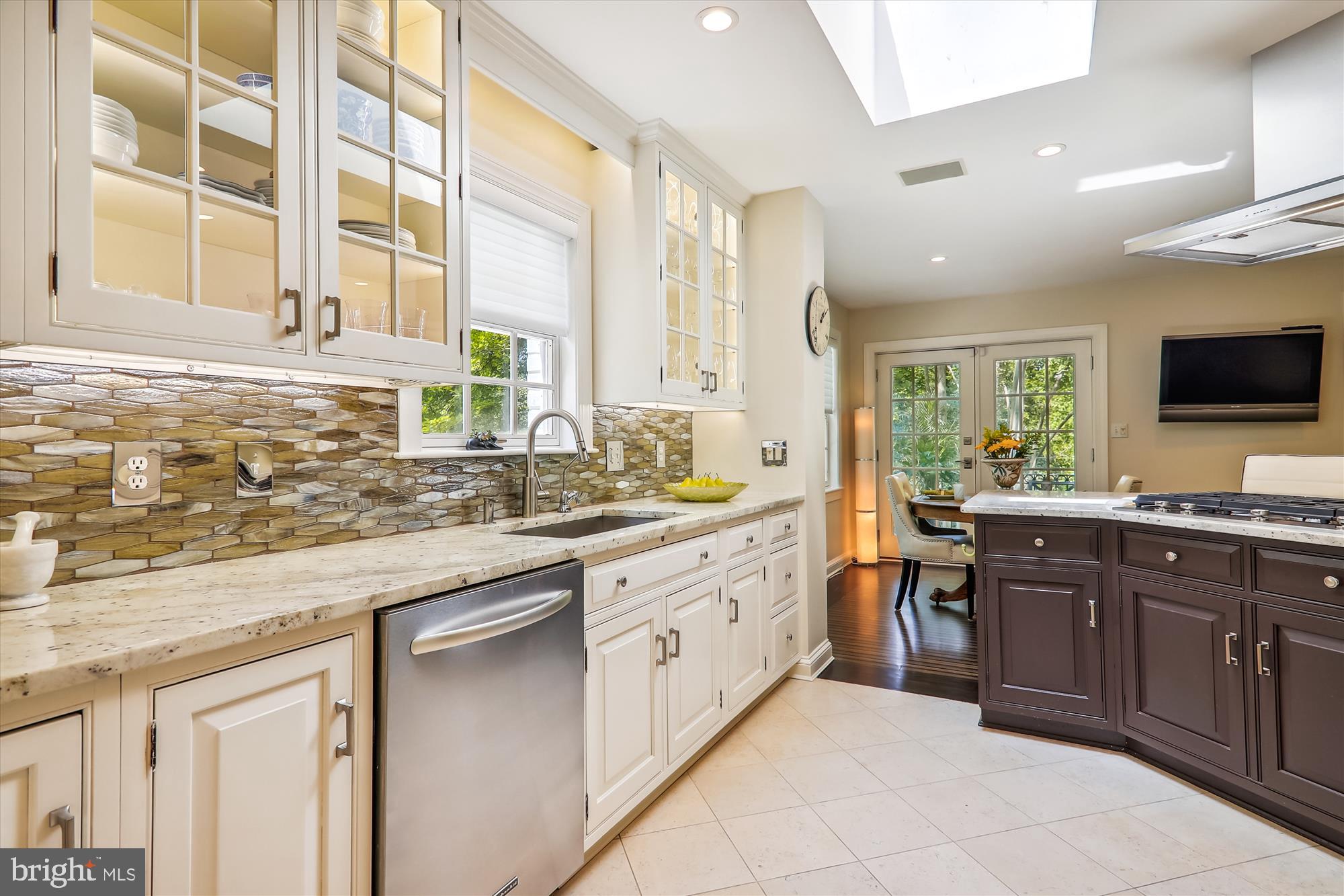 ROLLINGWOOD - Residential