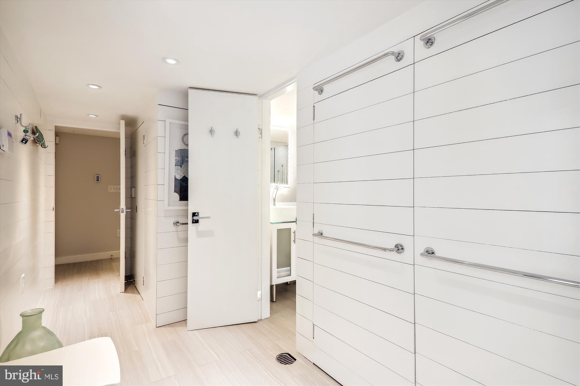 ROLLINGWOOD - Residential