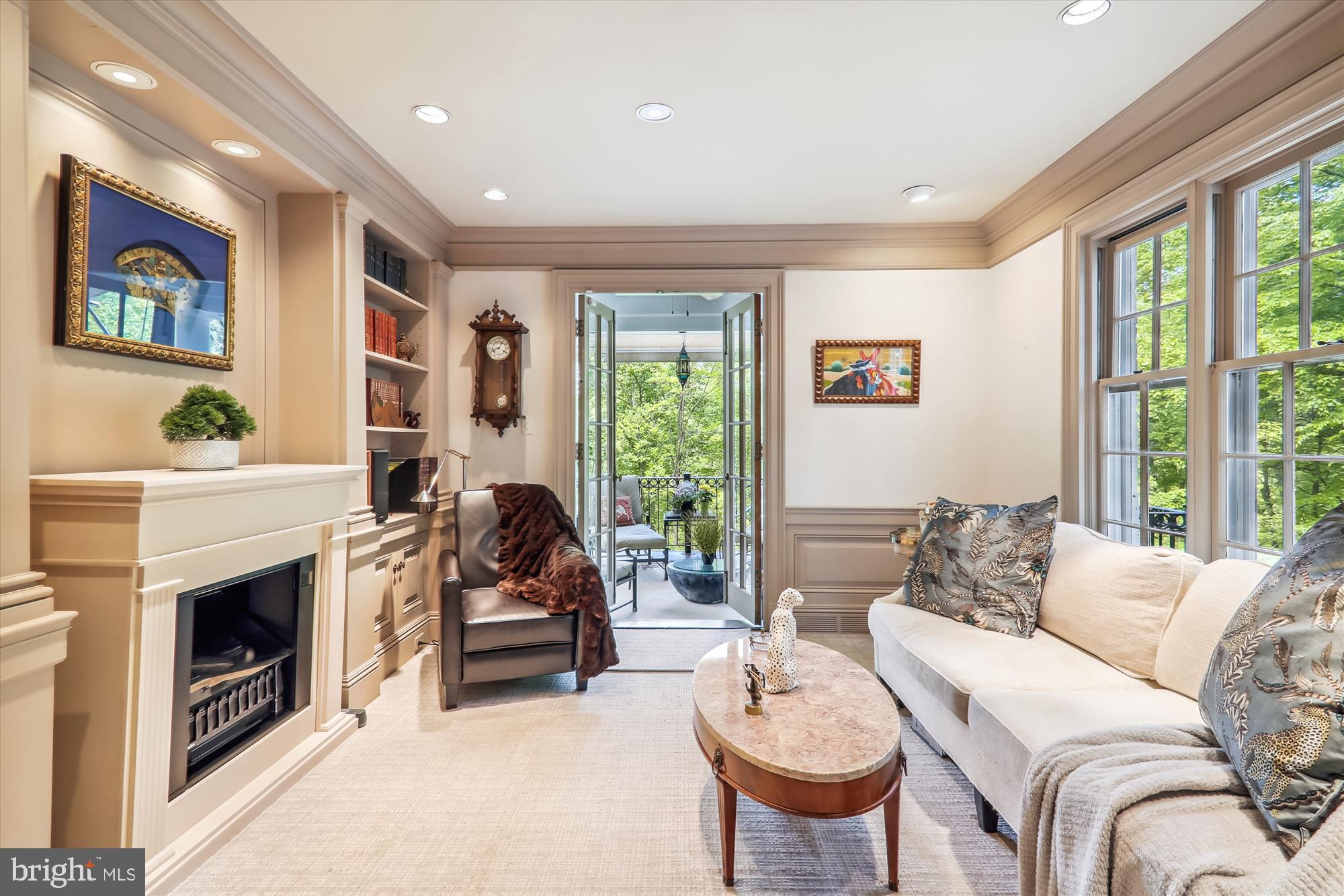 ROLLINGWOOD - Residential