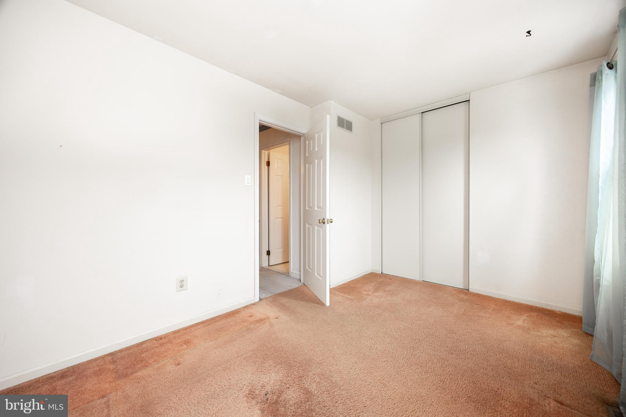 SPRING MOUNT - Residential