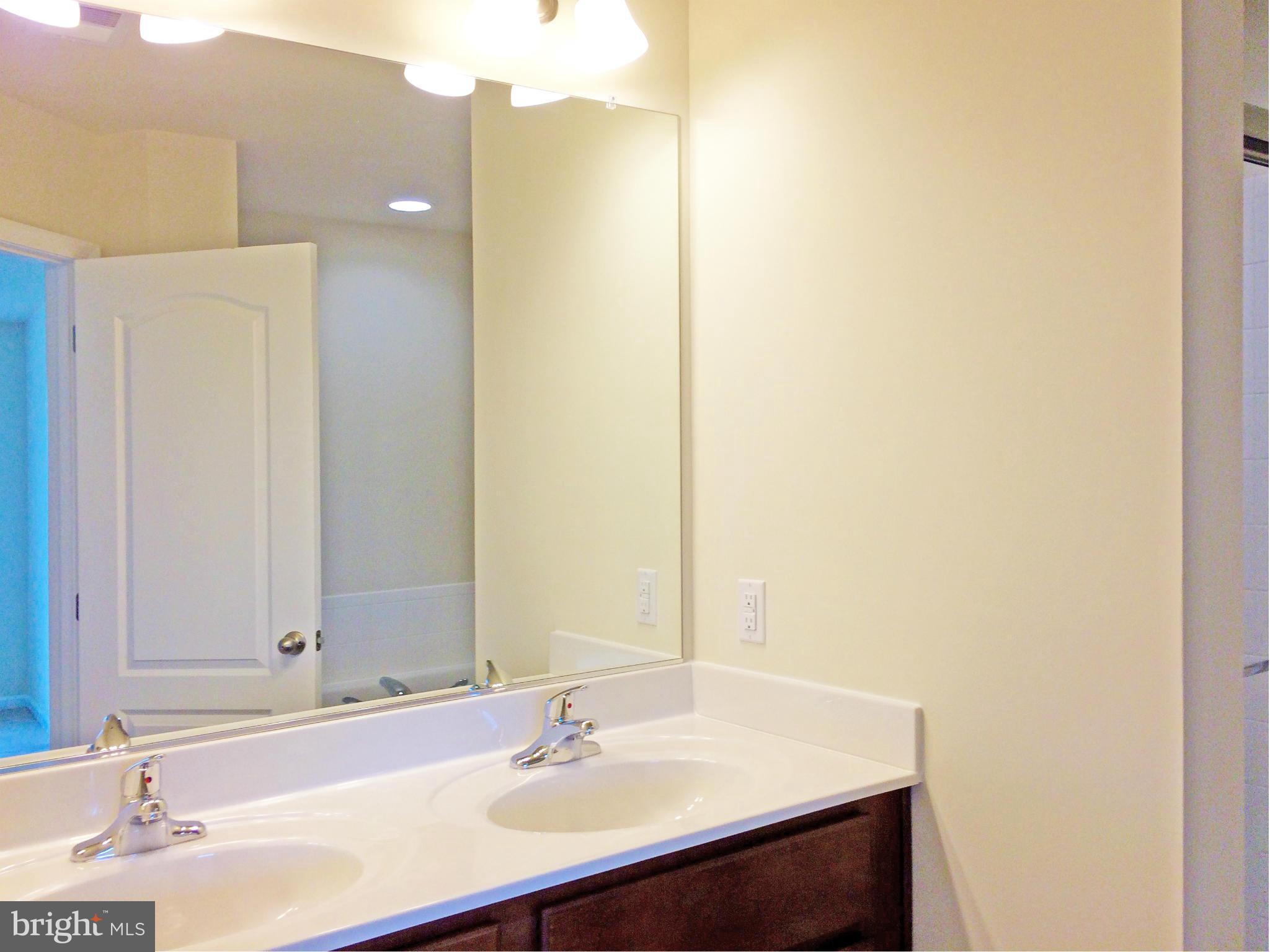 KENSINGTON TERRACE - Residential