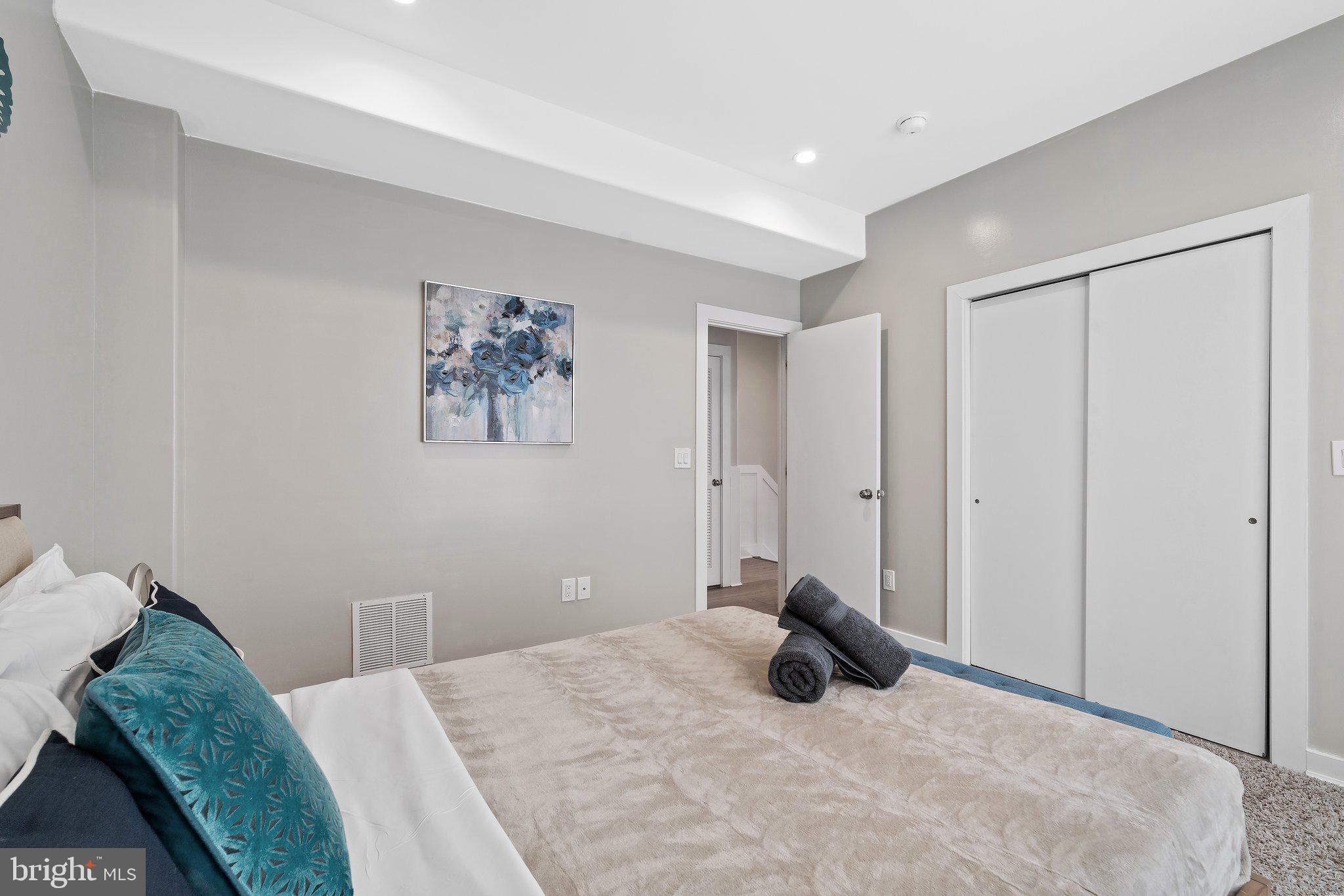 POINT BREEZE - Residential Lease