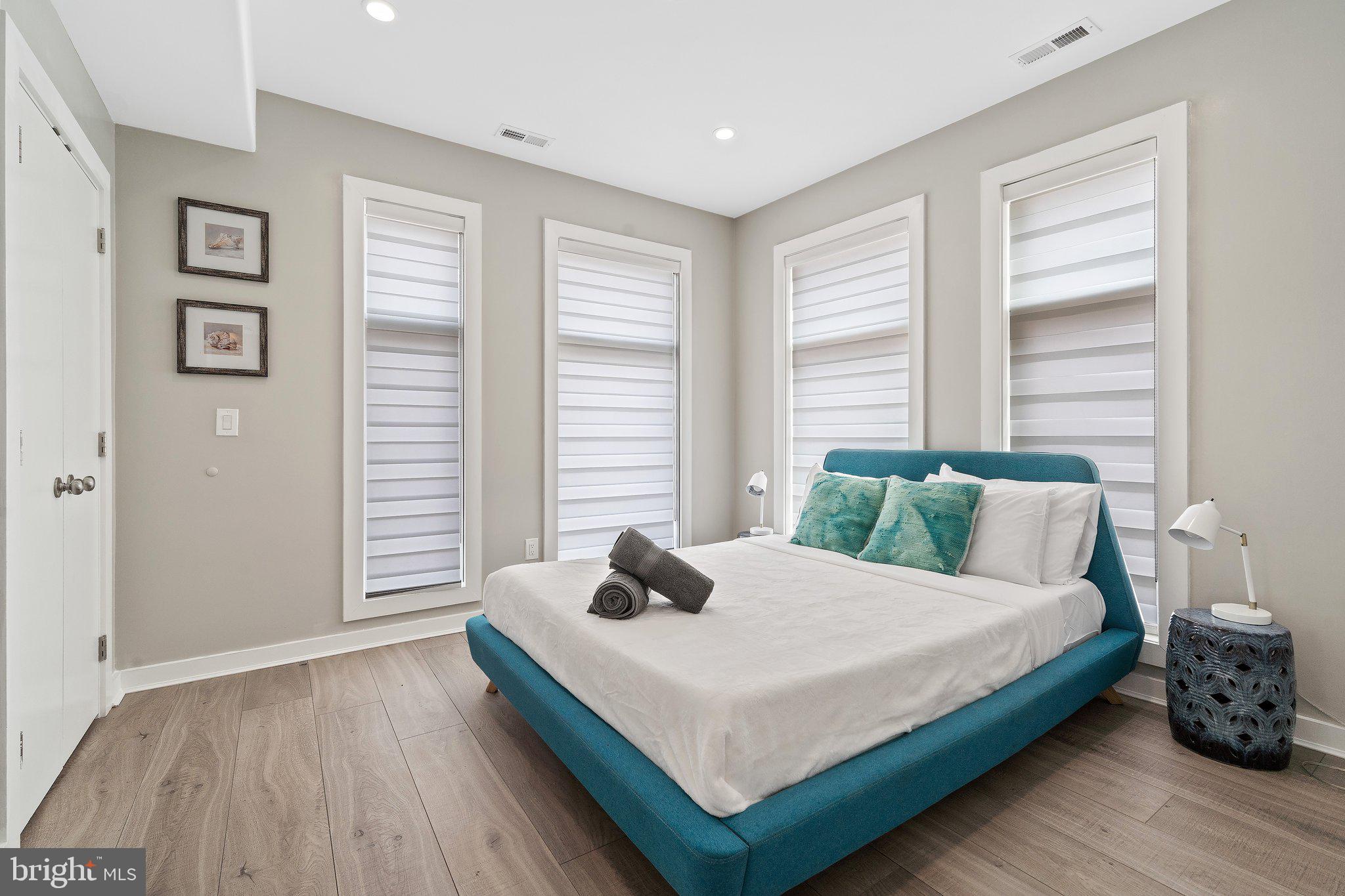 POINT BREEZE - Residential Lease