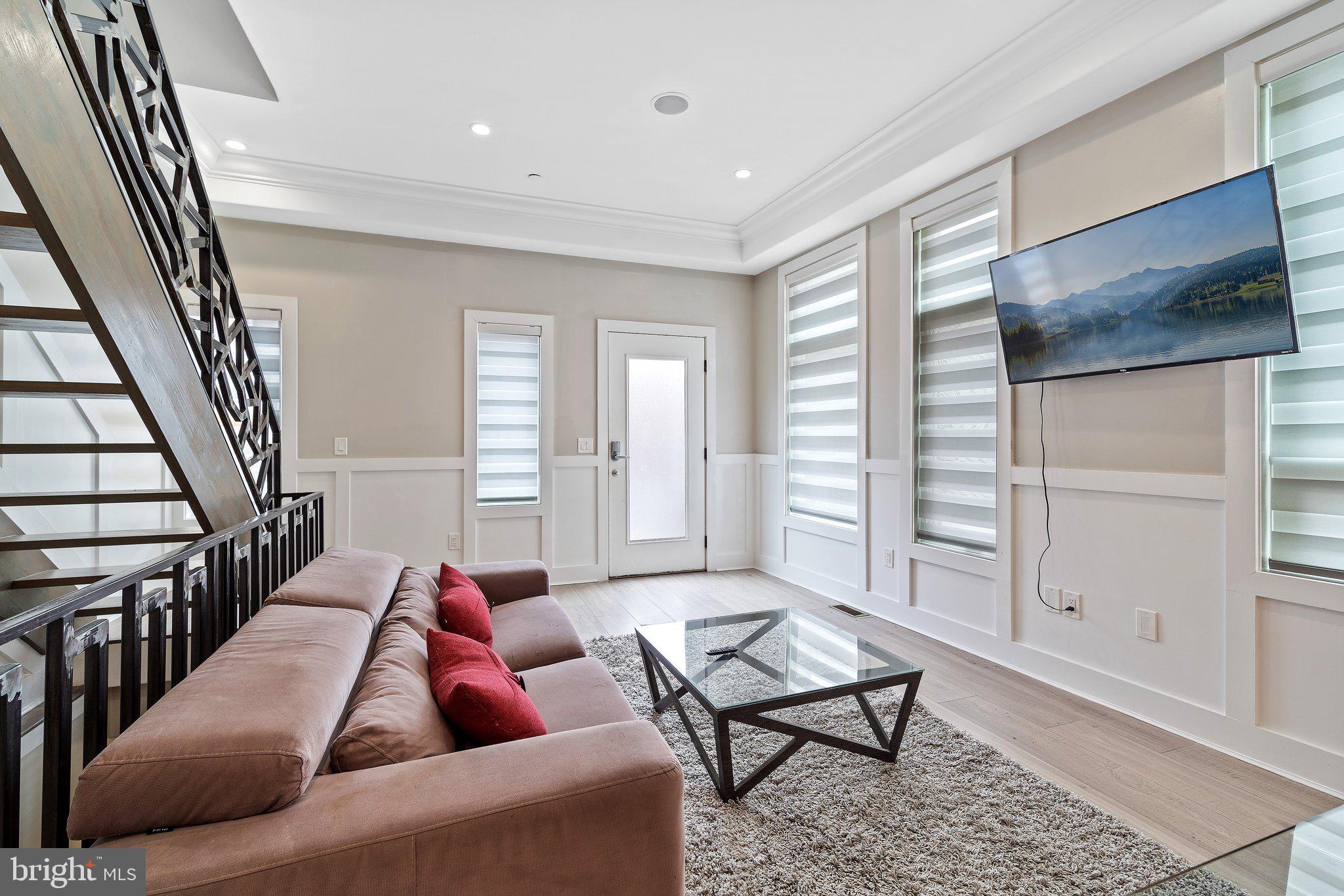 POINT BREEZE - Residential Lease