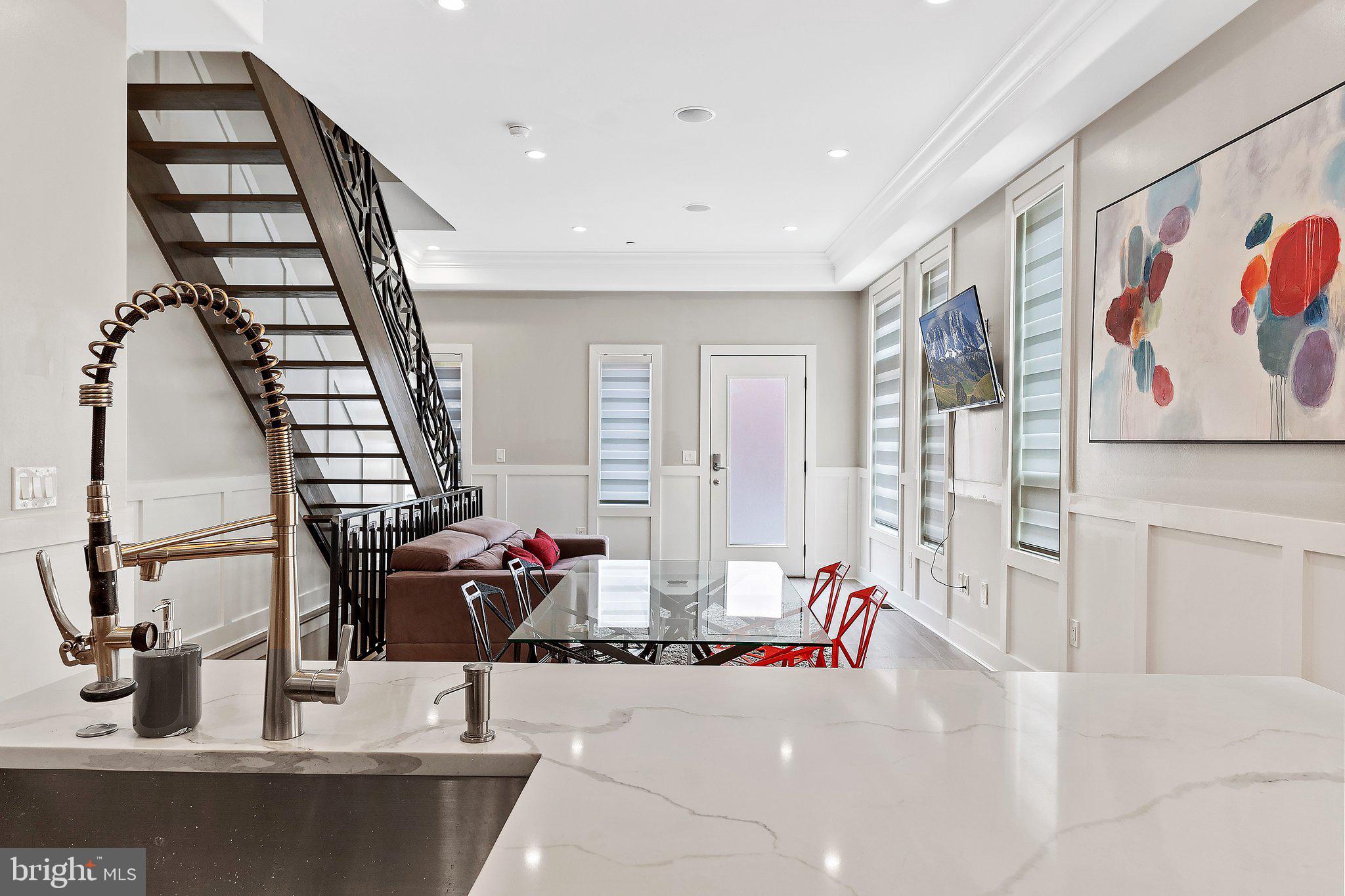 POINT BREEZE - Residential Lease