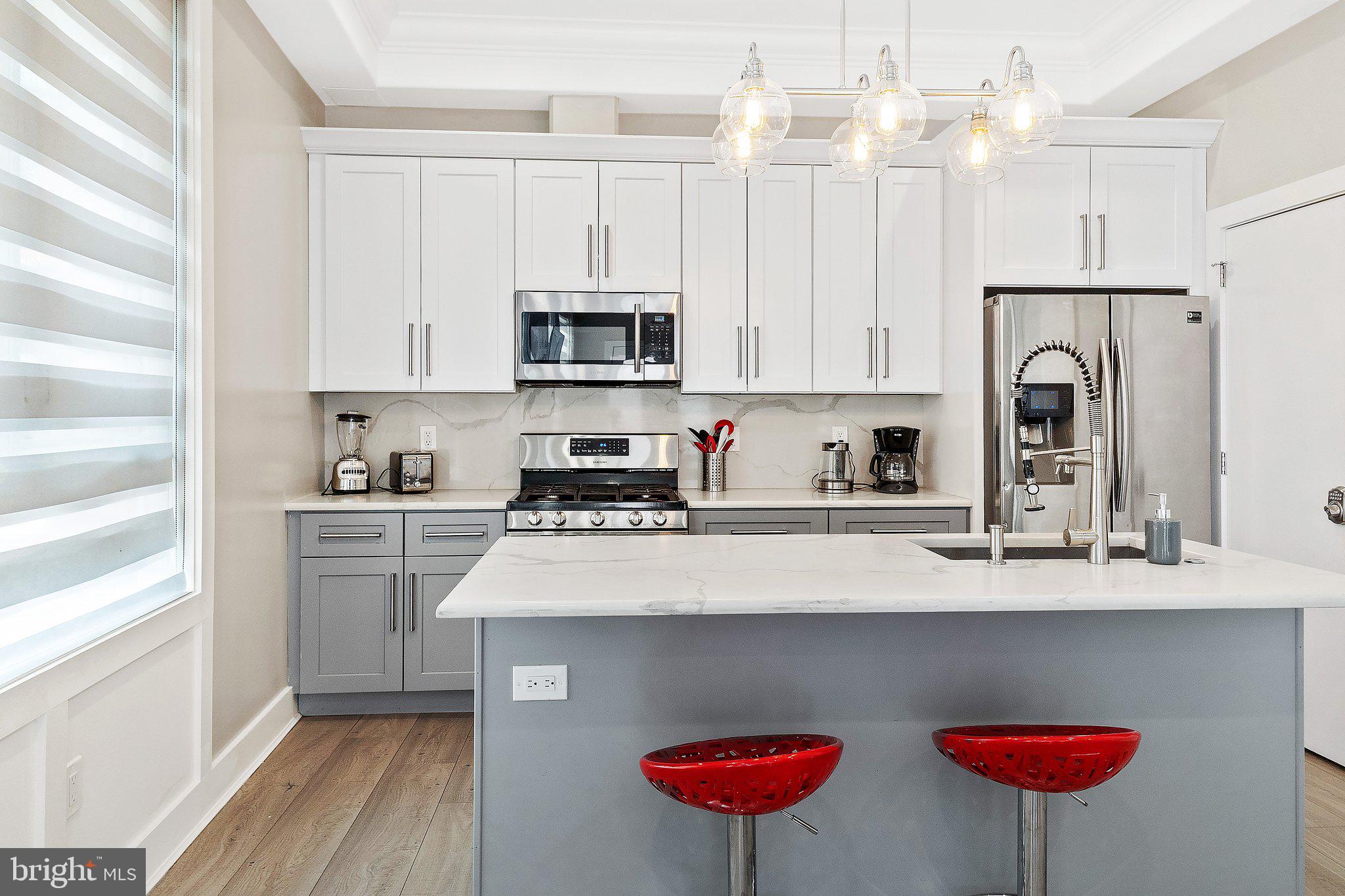 POINT BREEZE - Residential Lease