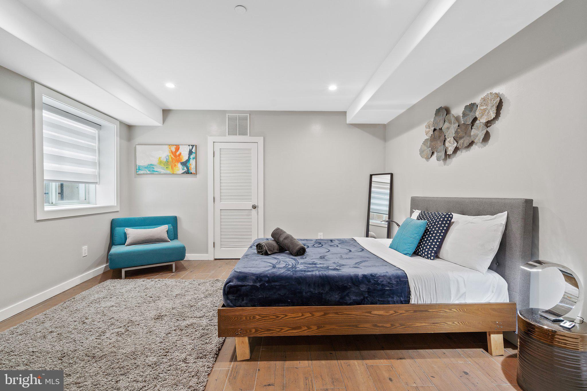 POINT BREEZE - Residential Lease