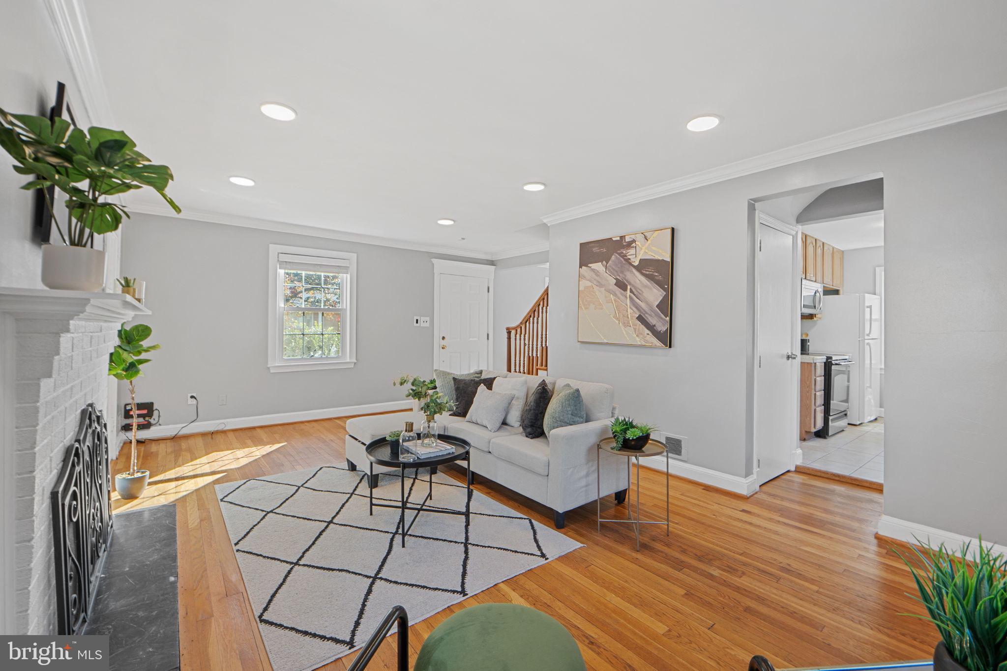 2405 HOMESTEAD DRIVE