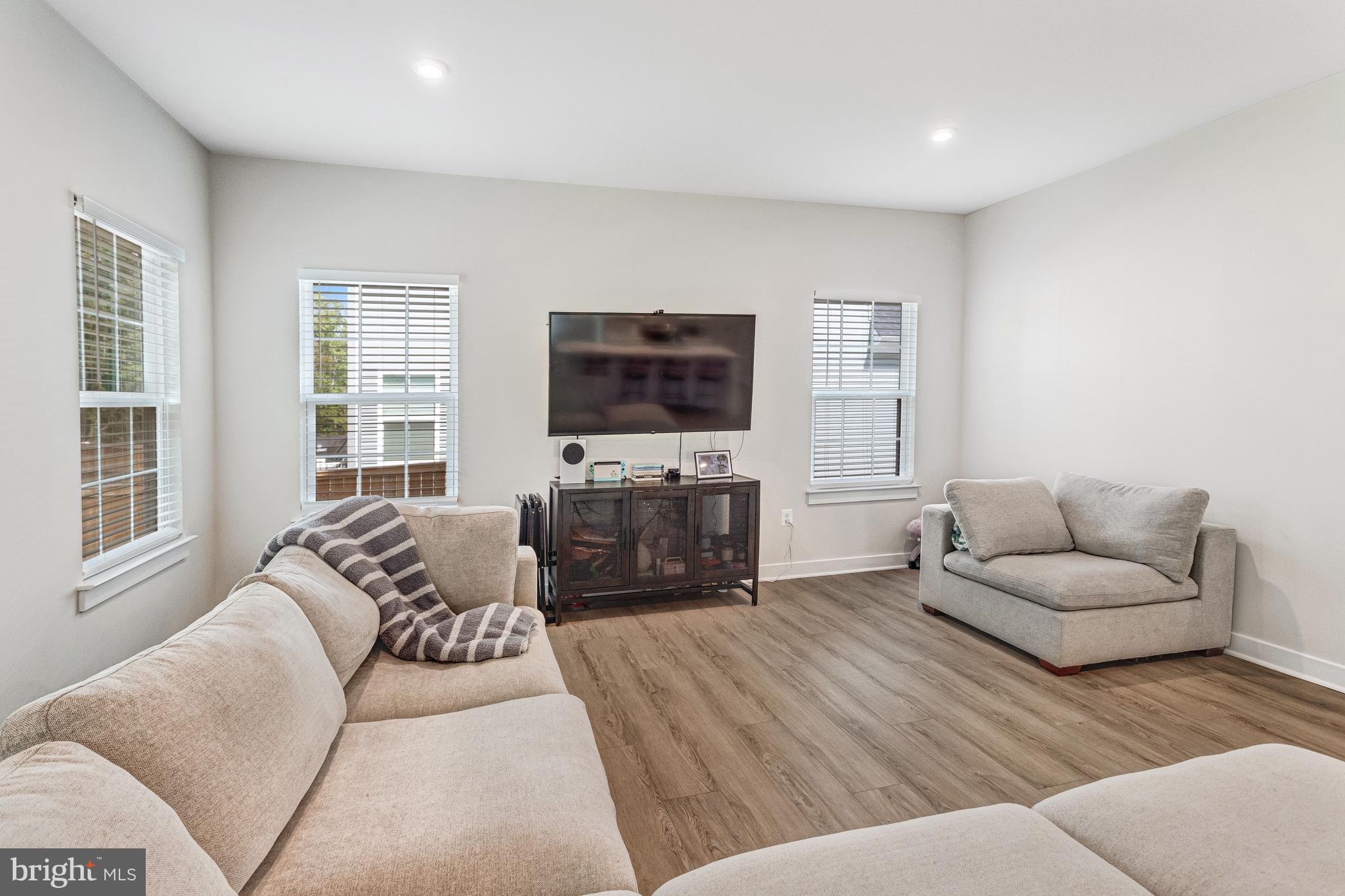 300 MCKITTRICK DRIVE
