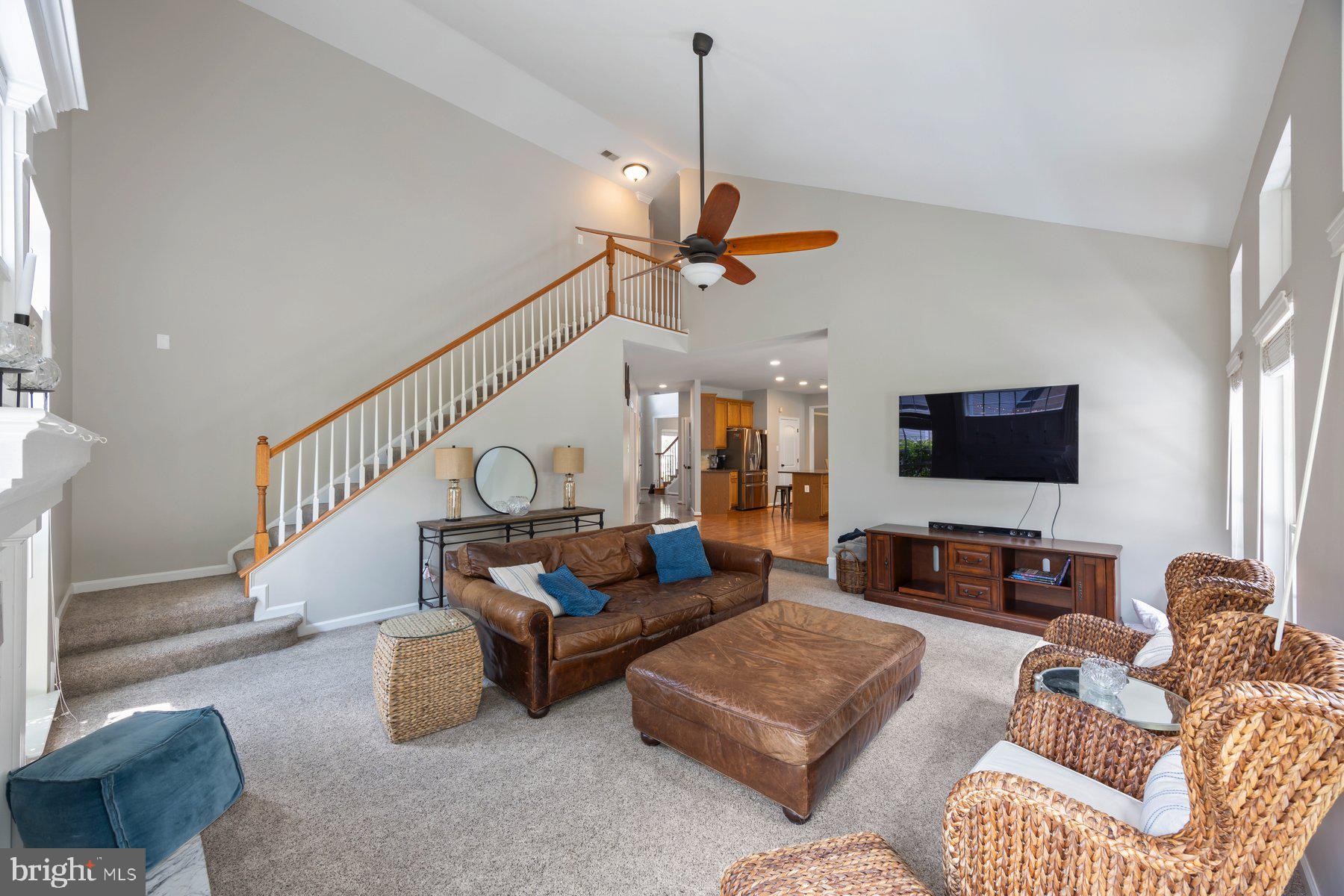 STONE MANOR - Residential