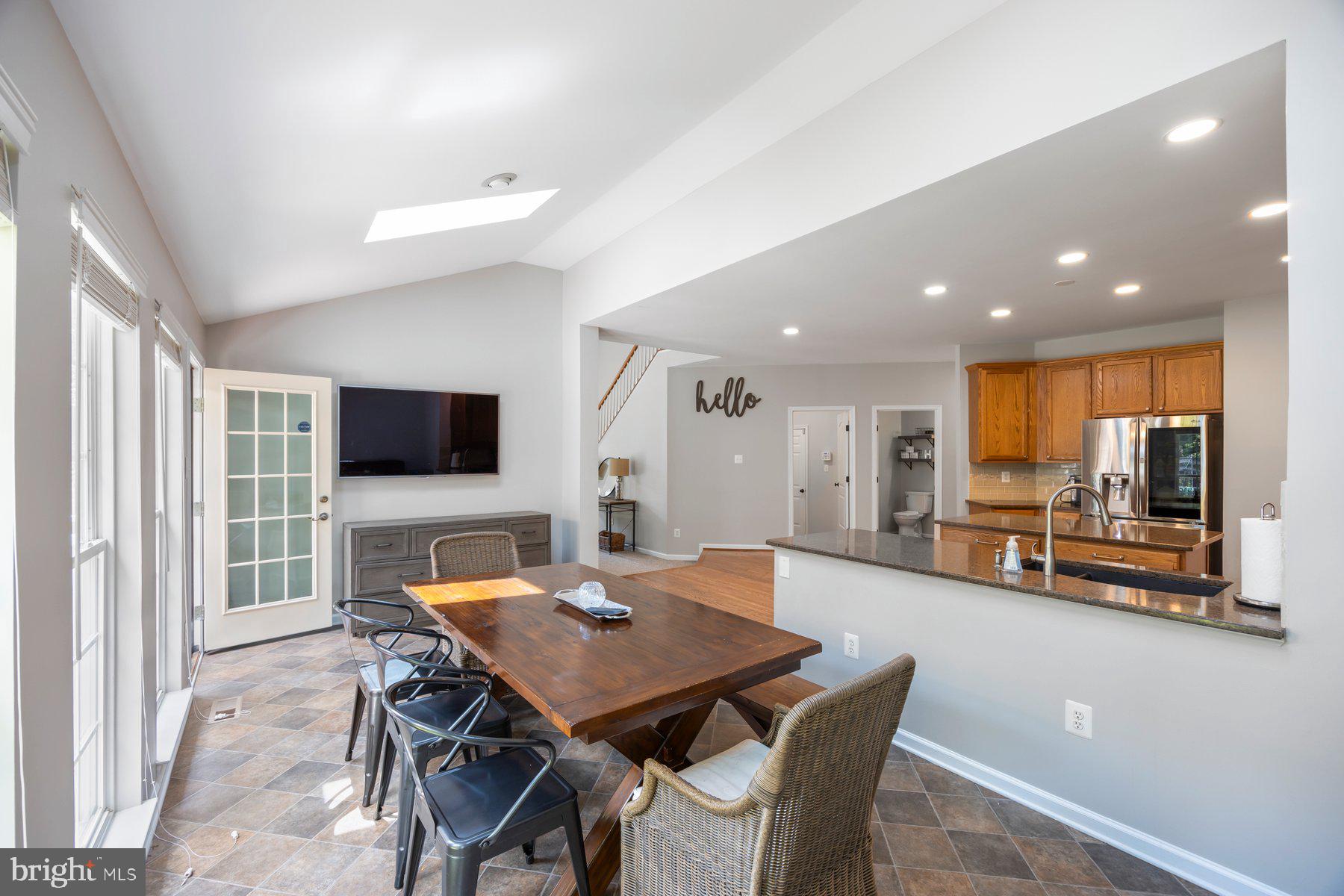 STONE MANOR - Residential