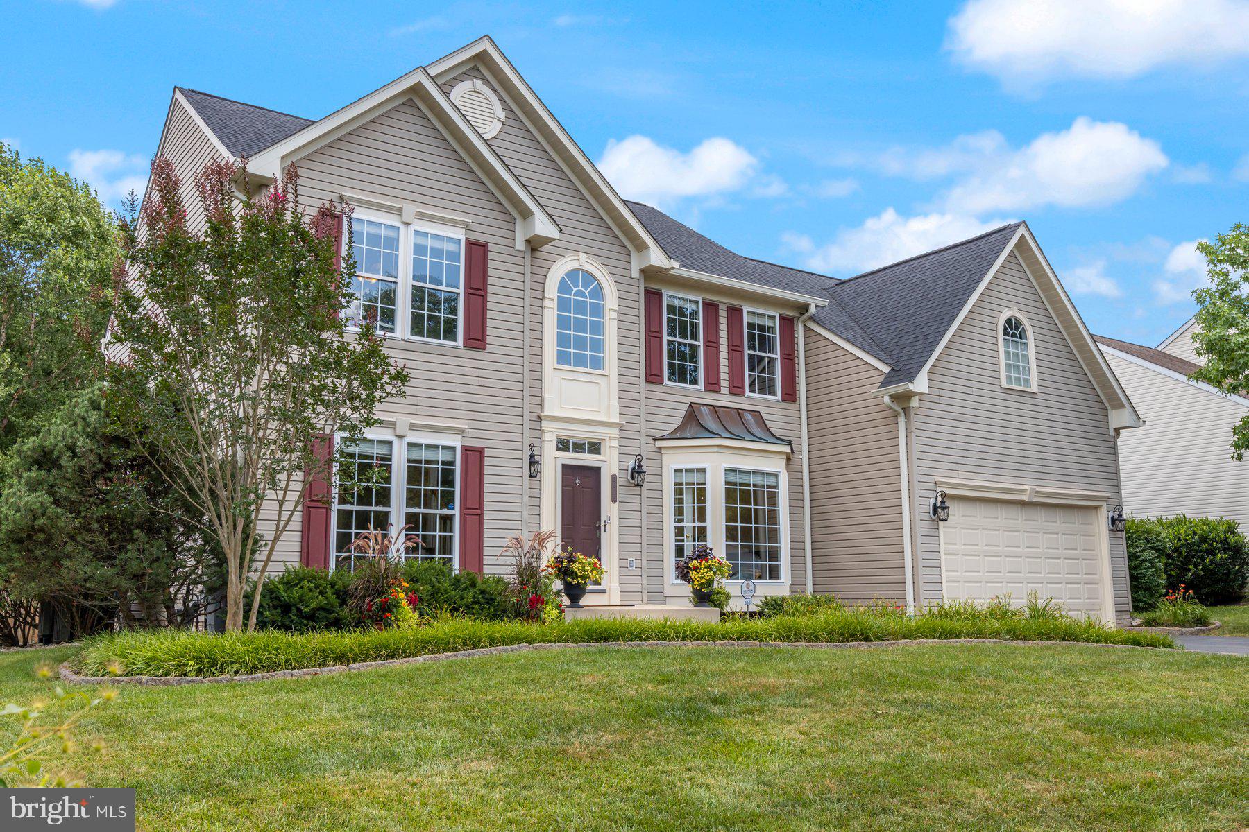 STONE MANOR - Residential