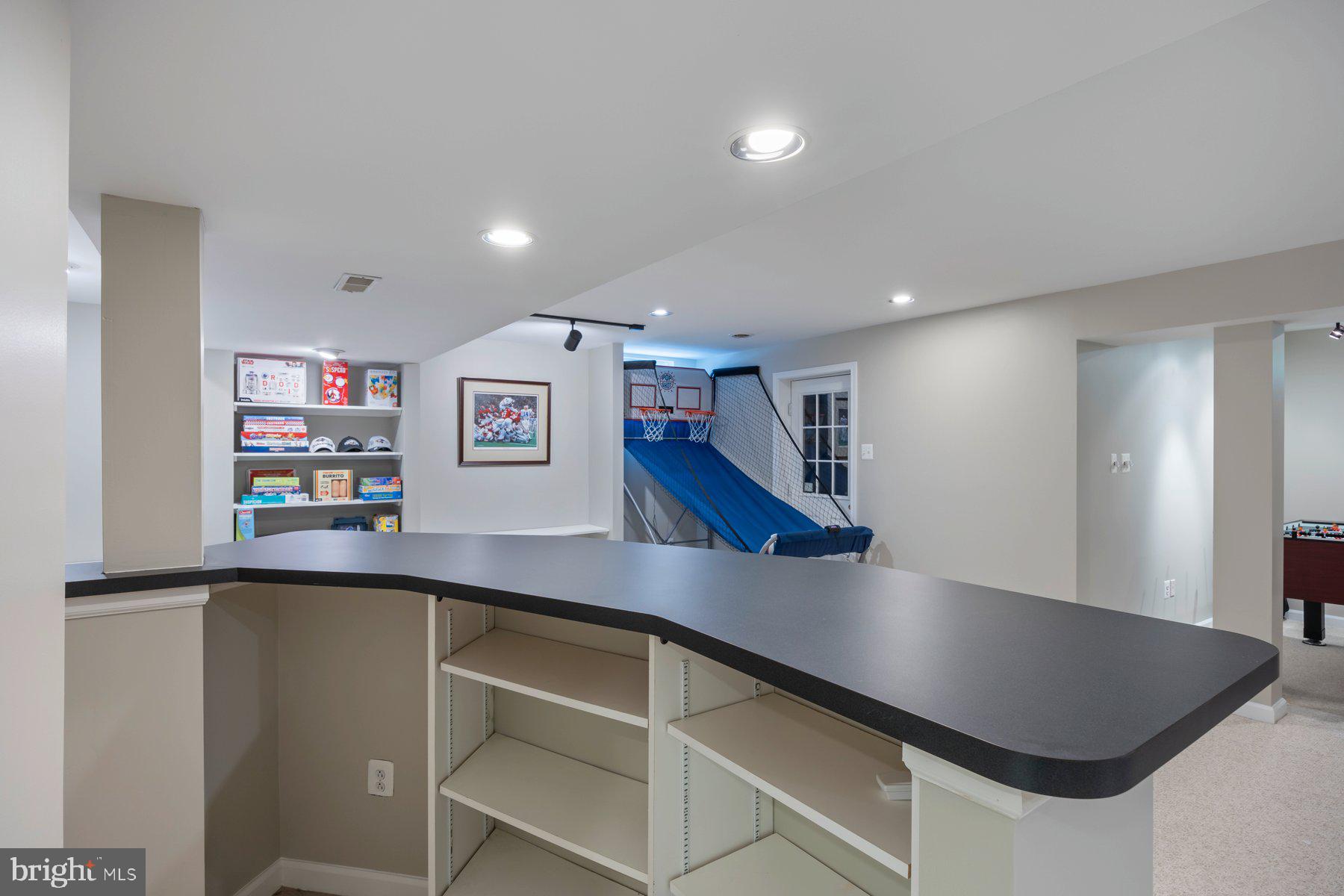 STONE MANOR - Residential