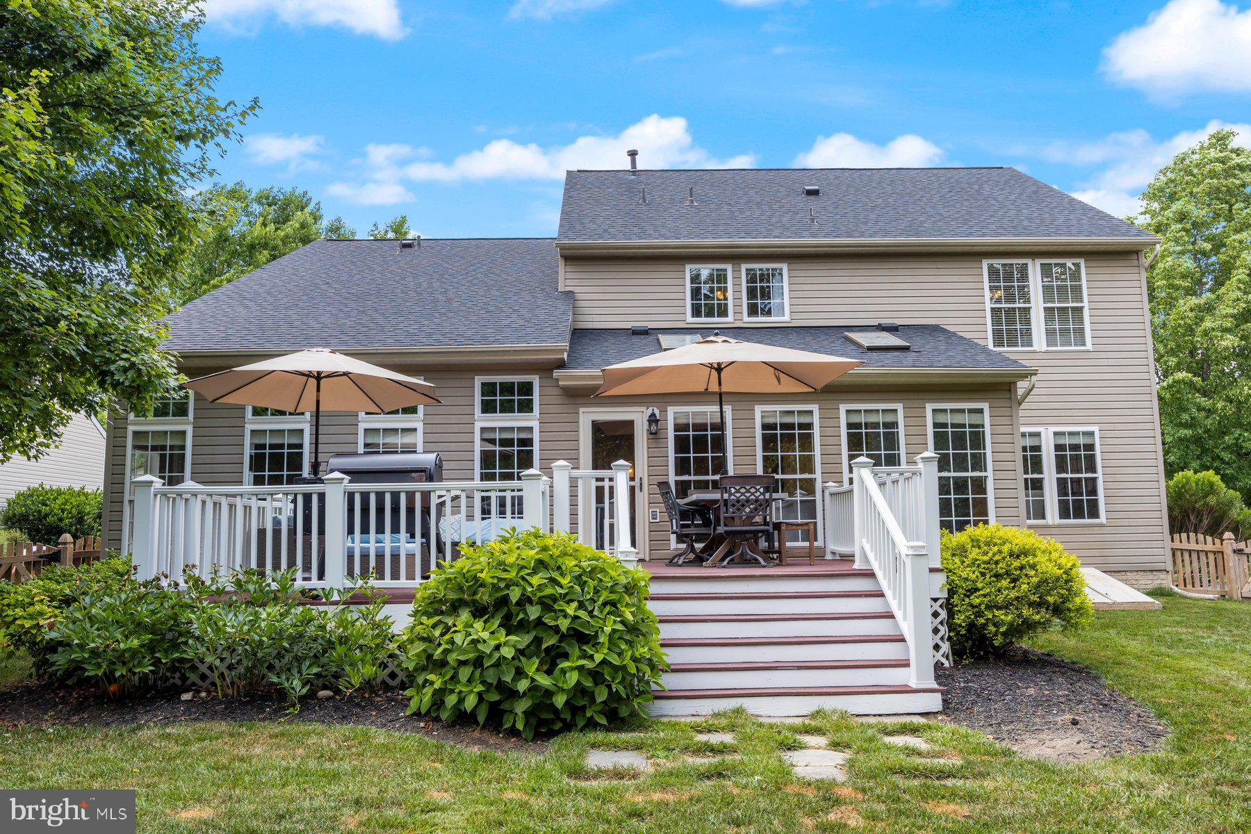 STONE MANOR - Residential