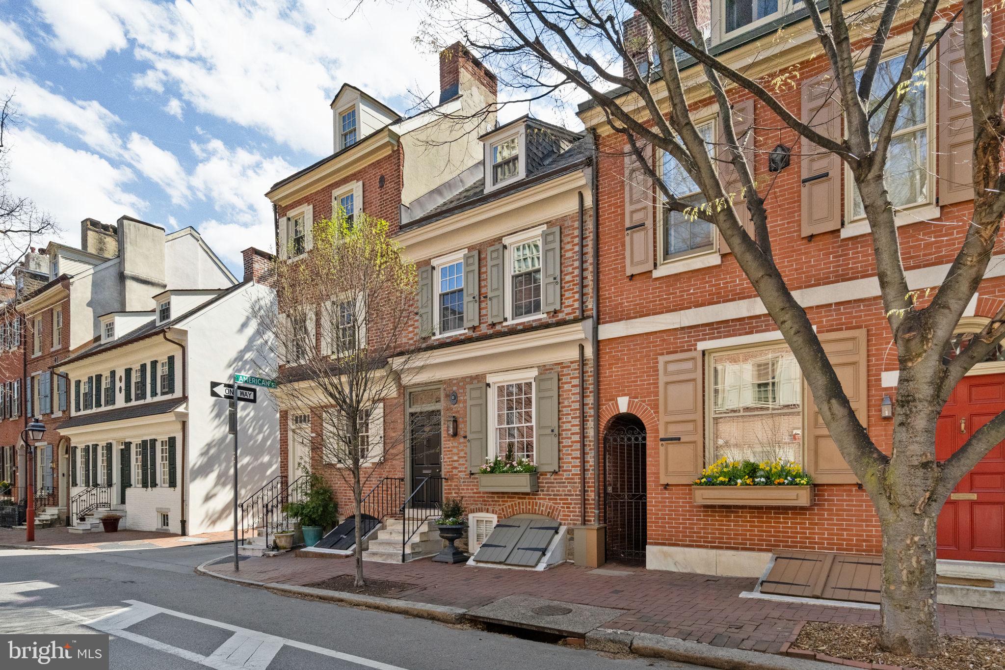 SOCIETY HILL - Residential