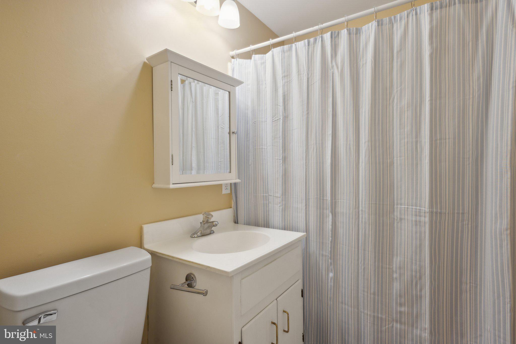 GREENWICH - Residential