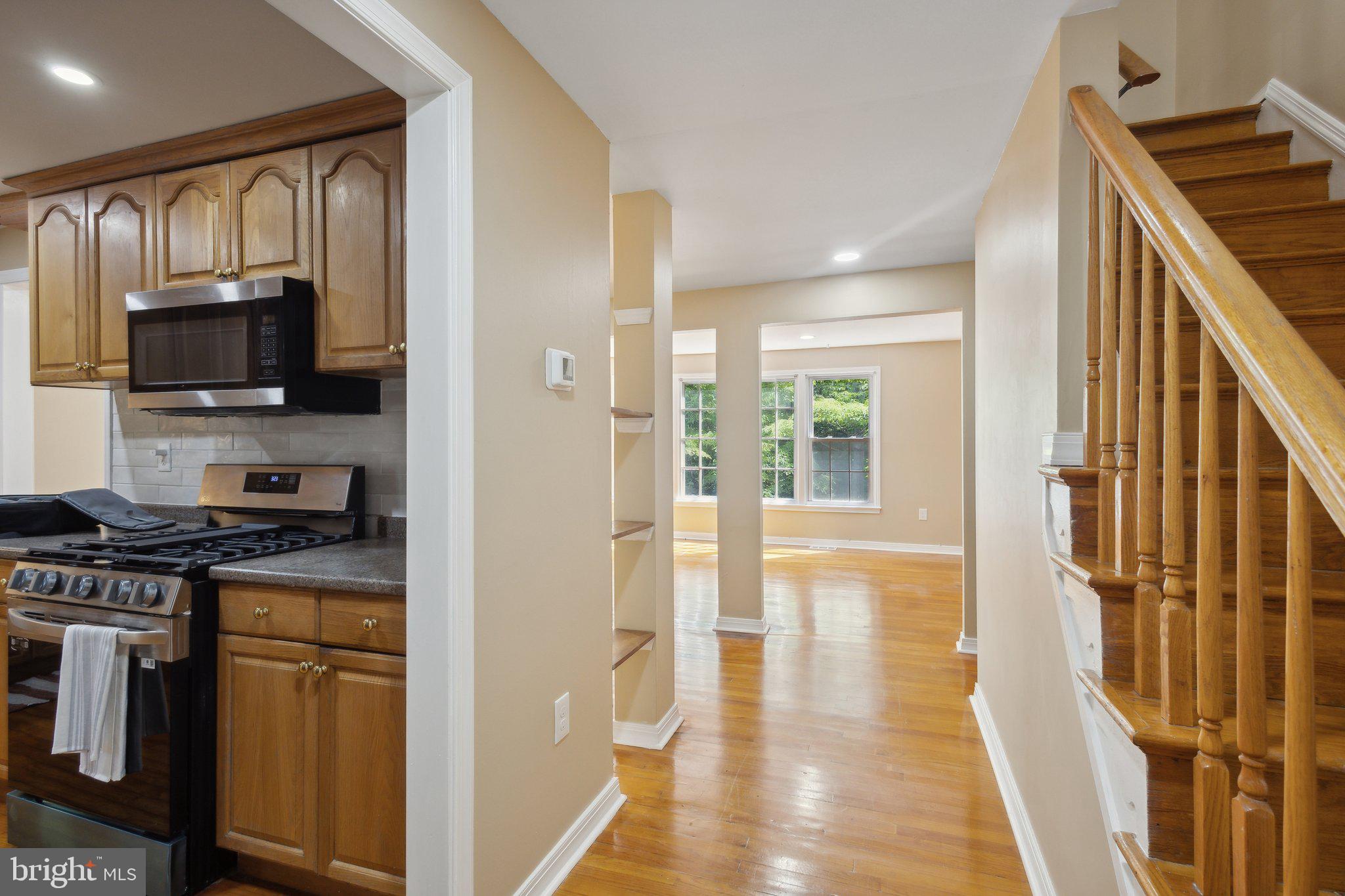 GREENWICH - Residential