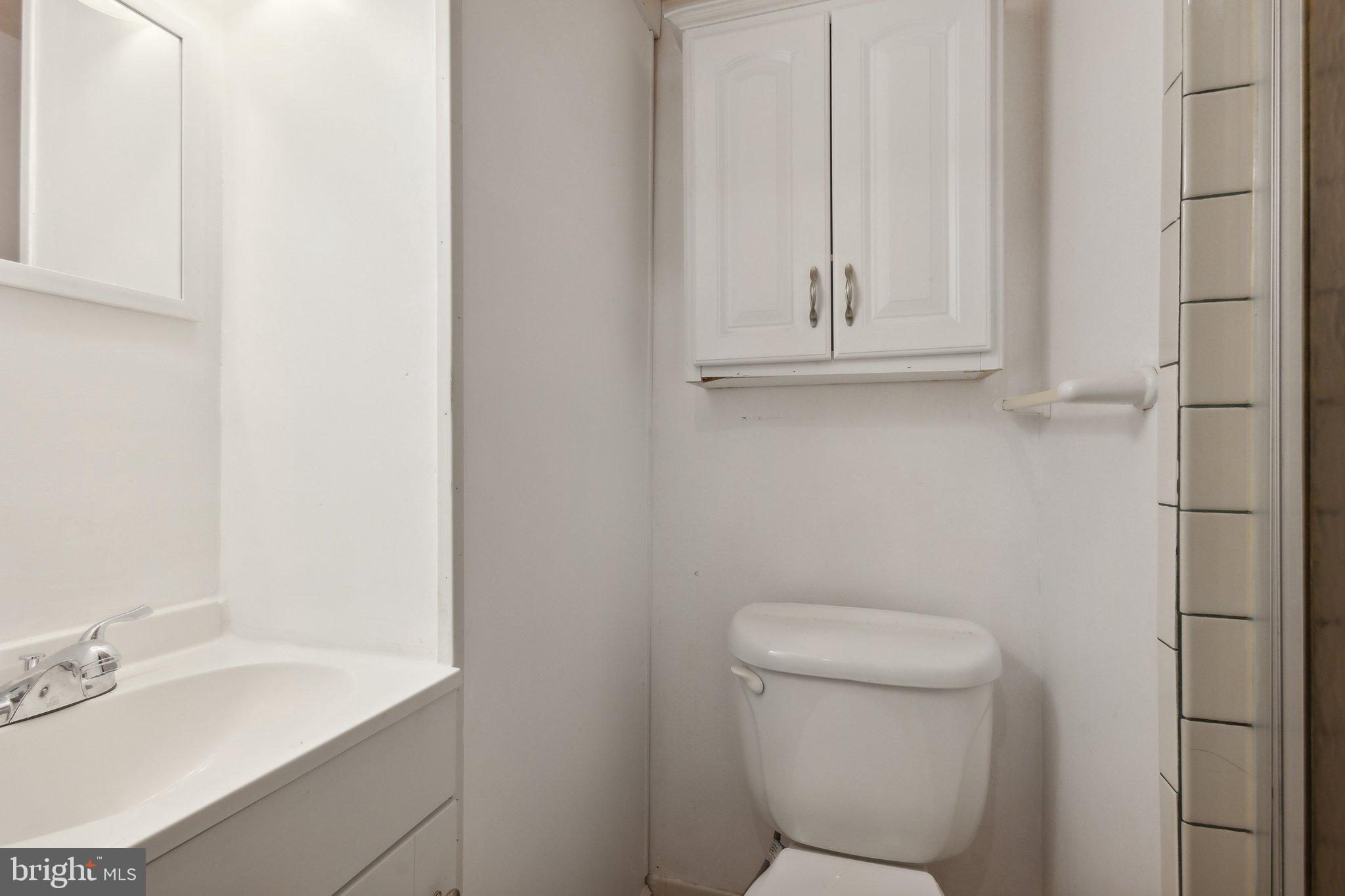 GREENWICH - Residential