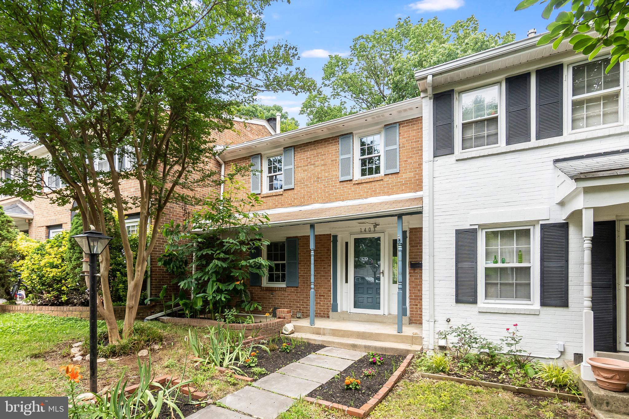 GREENWICH - Residential