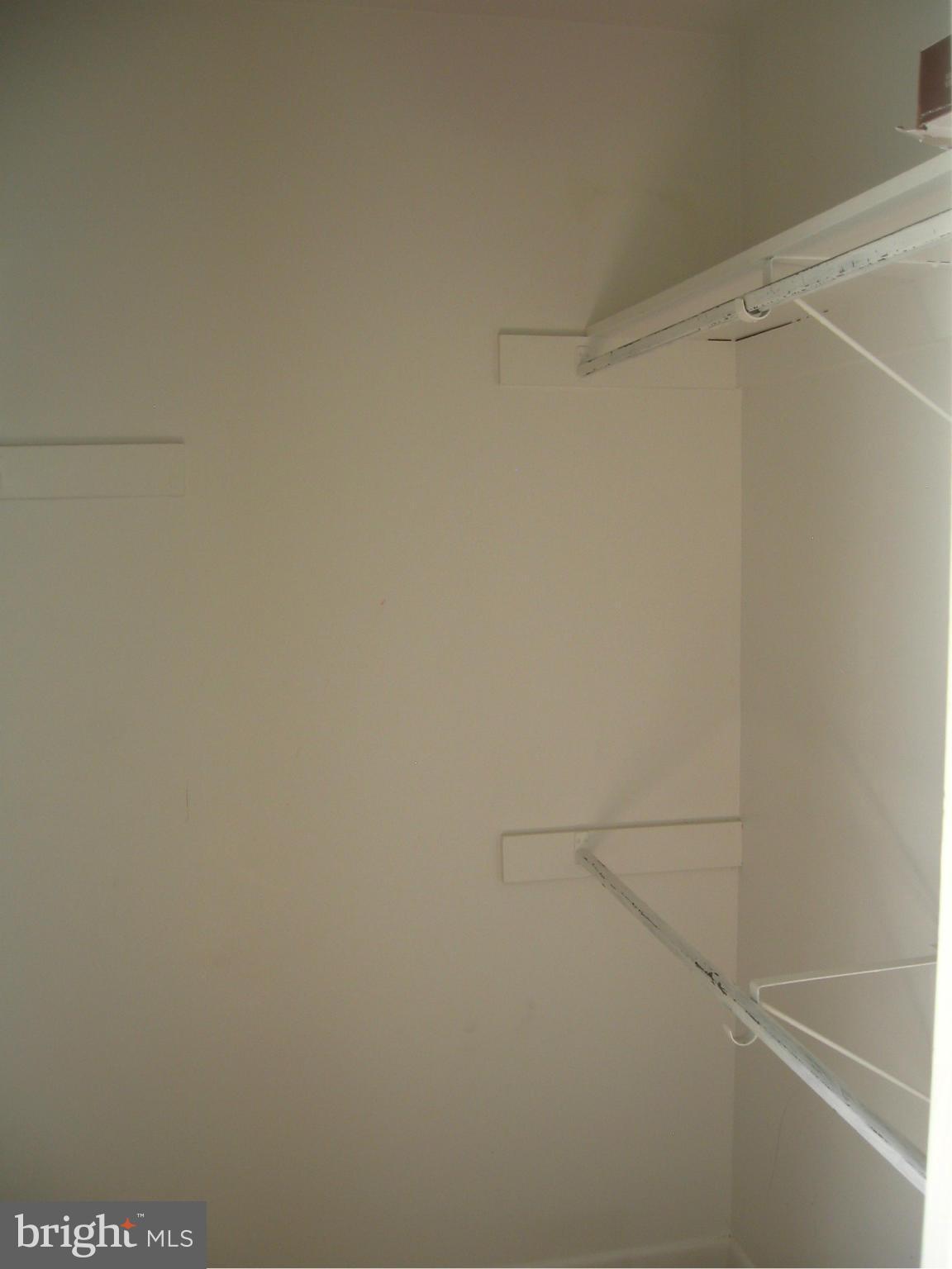 SUMMERTREE - Residential