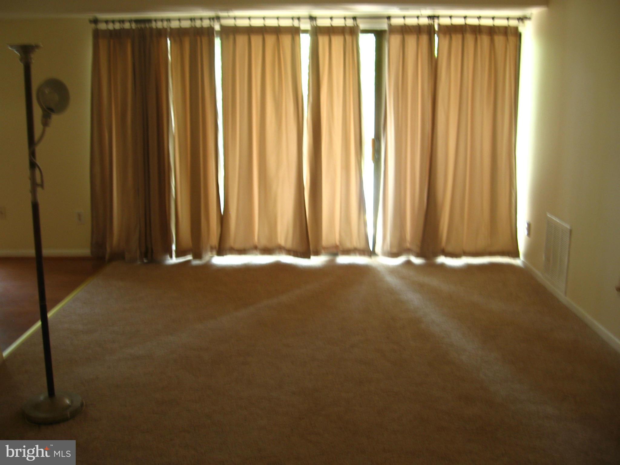 SUMMERTREE - Residential