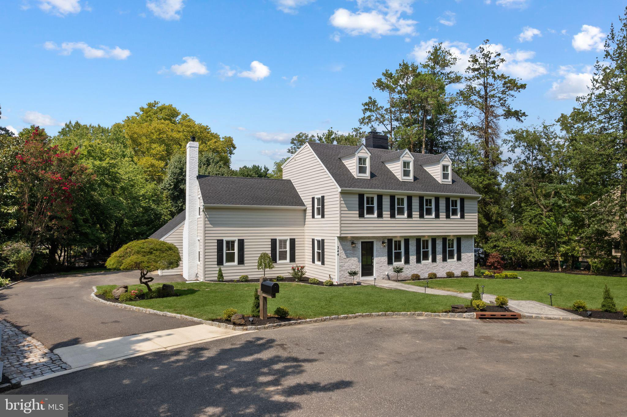 344 KNOLLTOP LANE