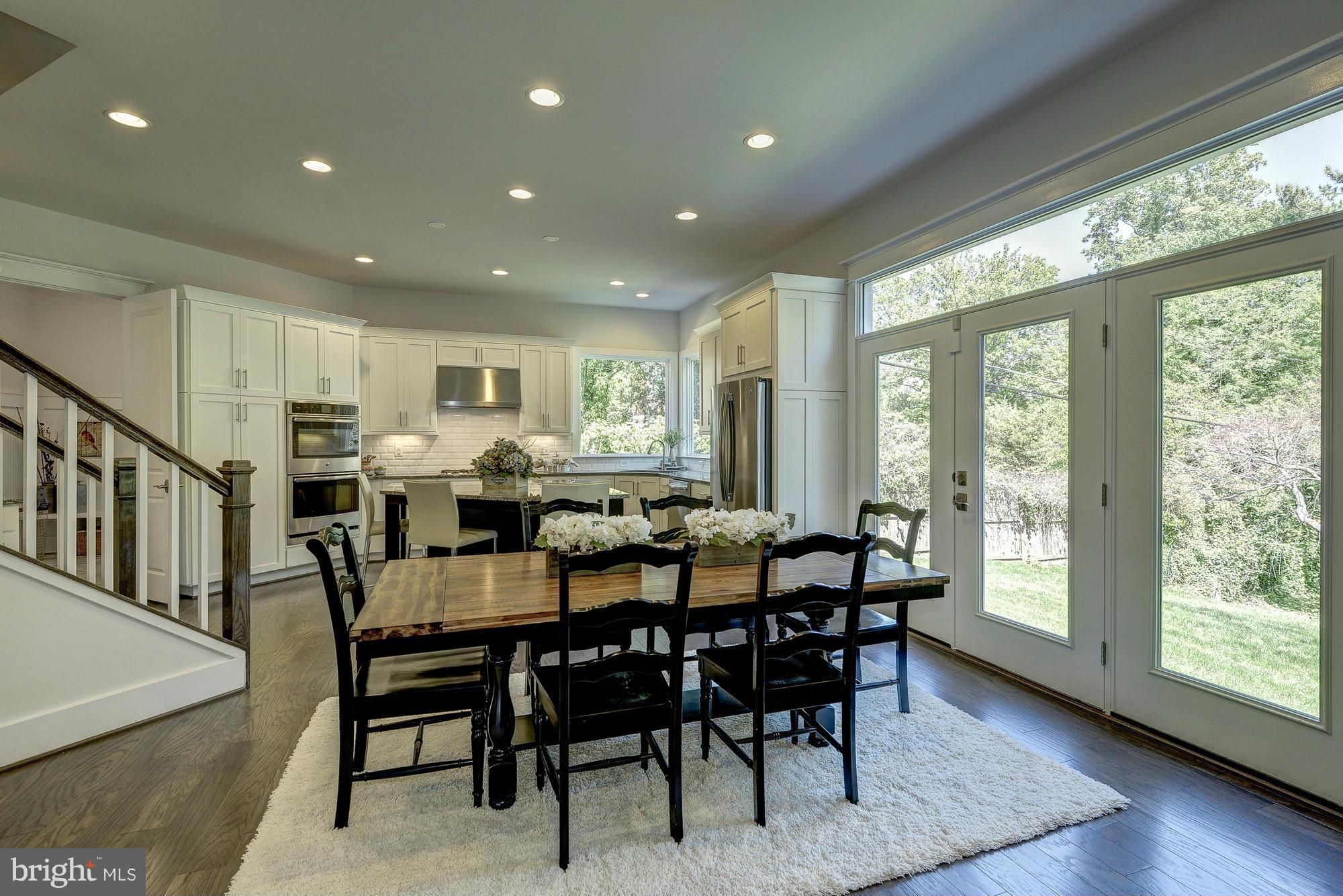 HILLWOOD - Residential