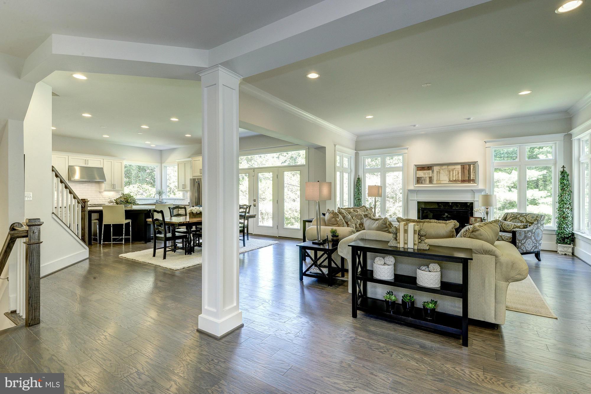 HILLWOOD - Residential