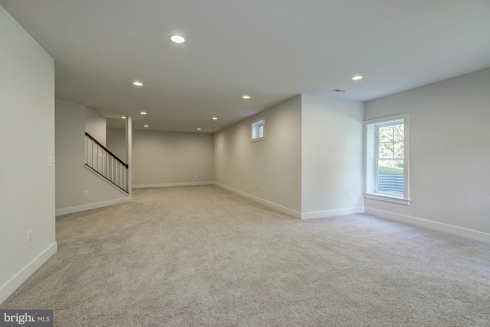 HILLWOOD - Residential