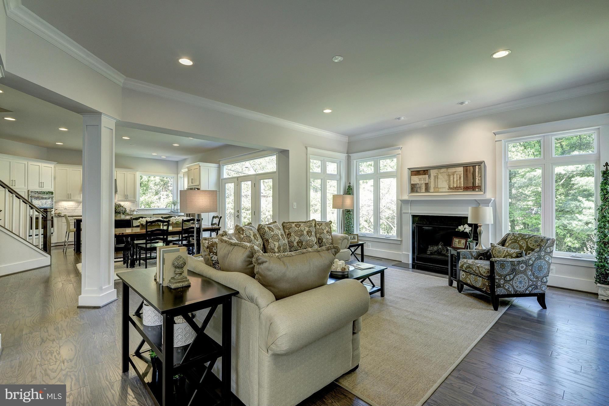 HILLWOOD - Residential