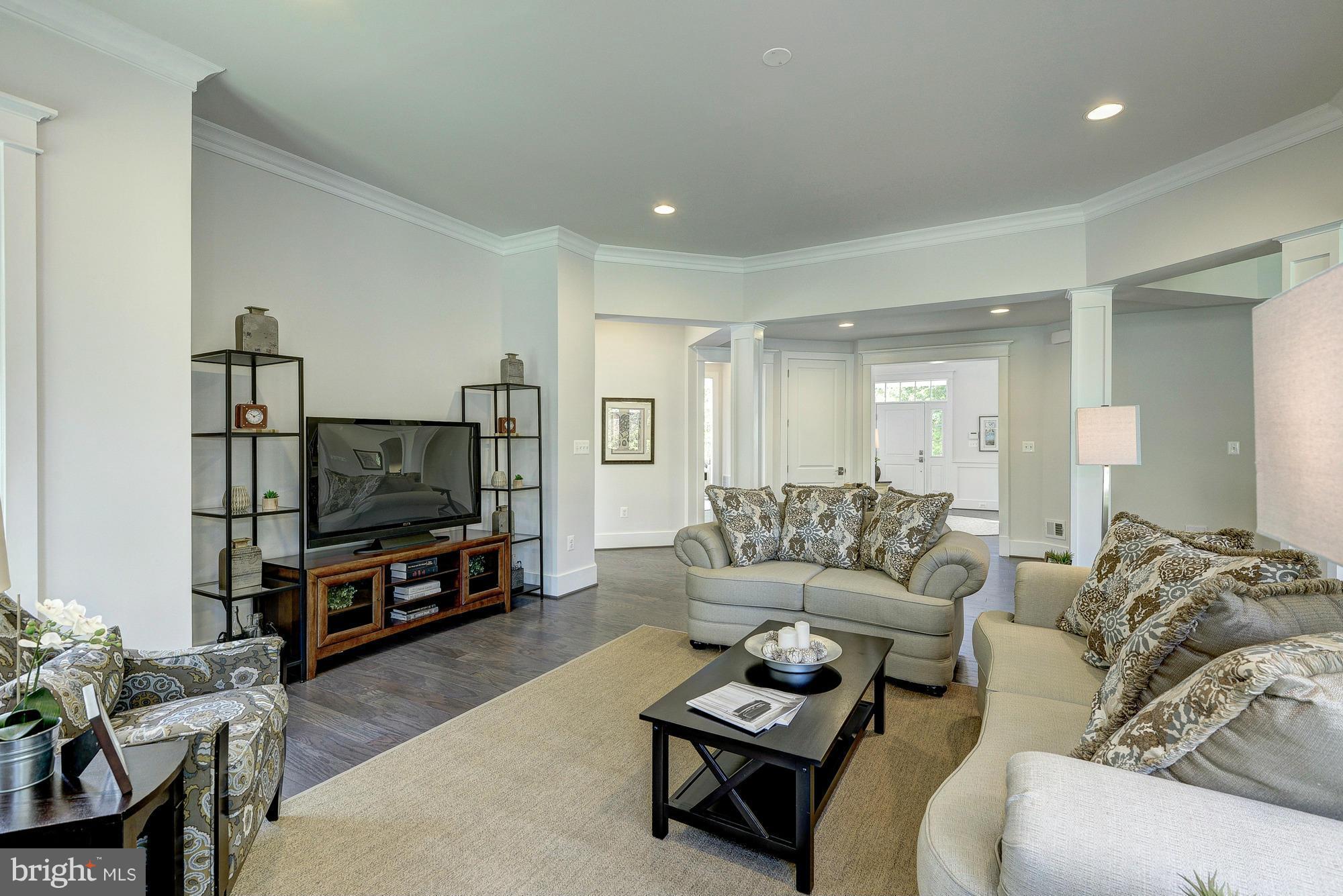 HILLWOOD - Residential