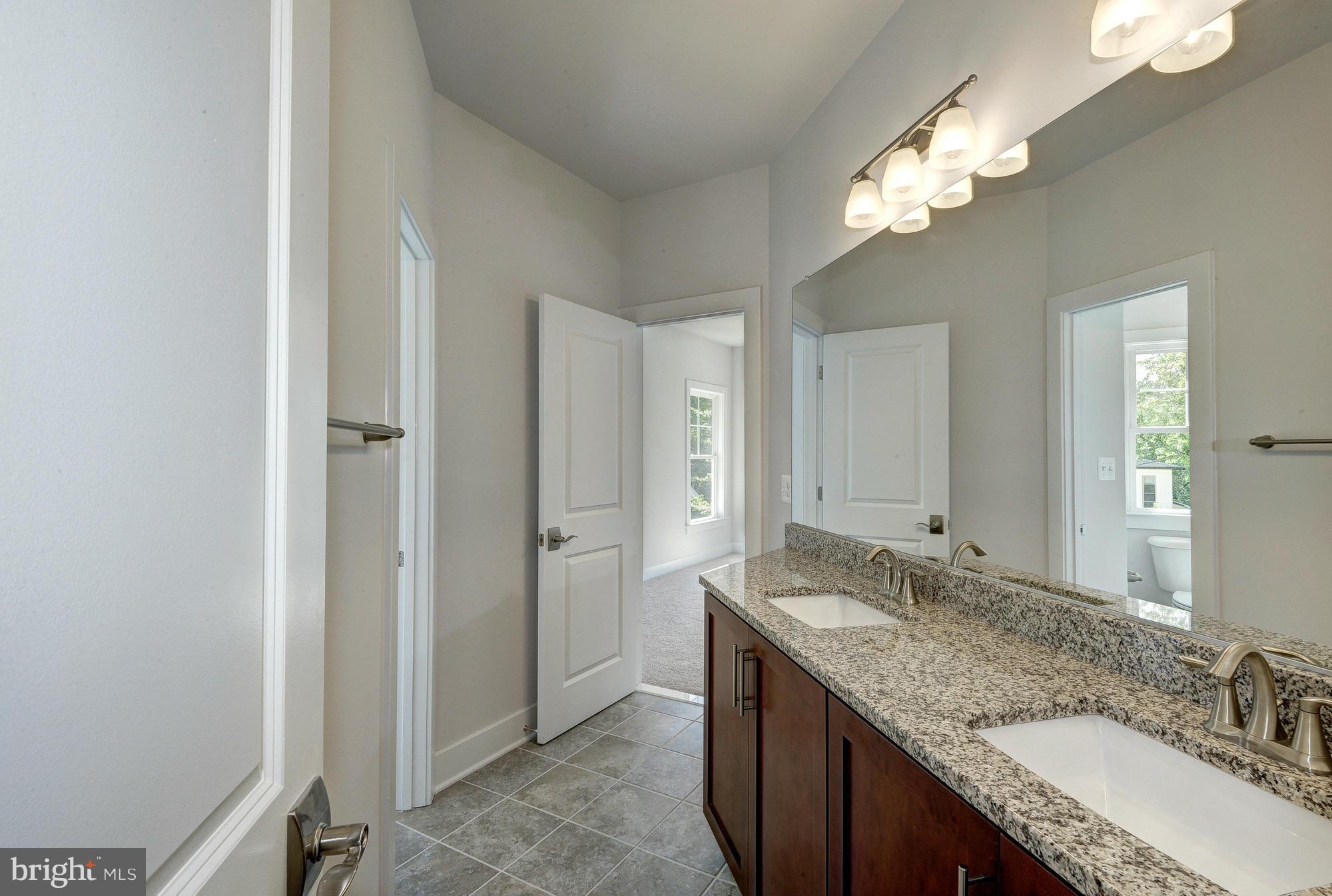 HILLWOOD - Residential
