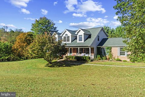 1326 BERNOUDY ROAD WHITE HALL MD 21161