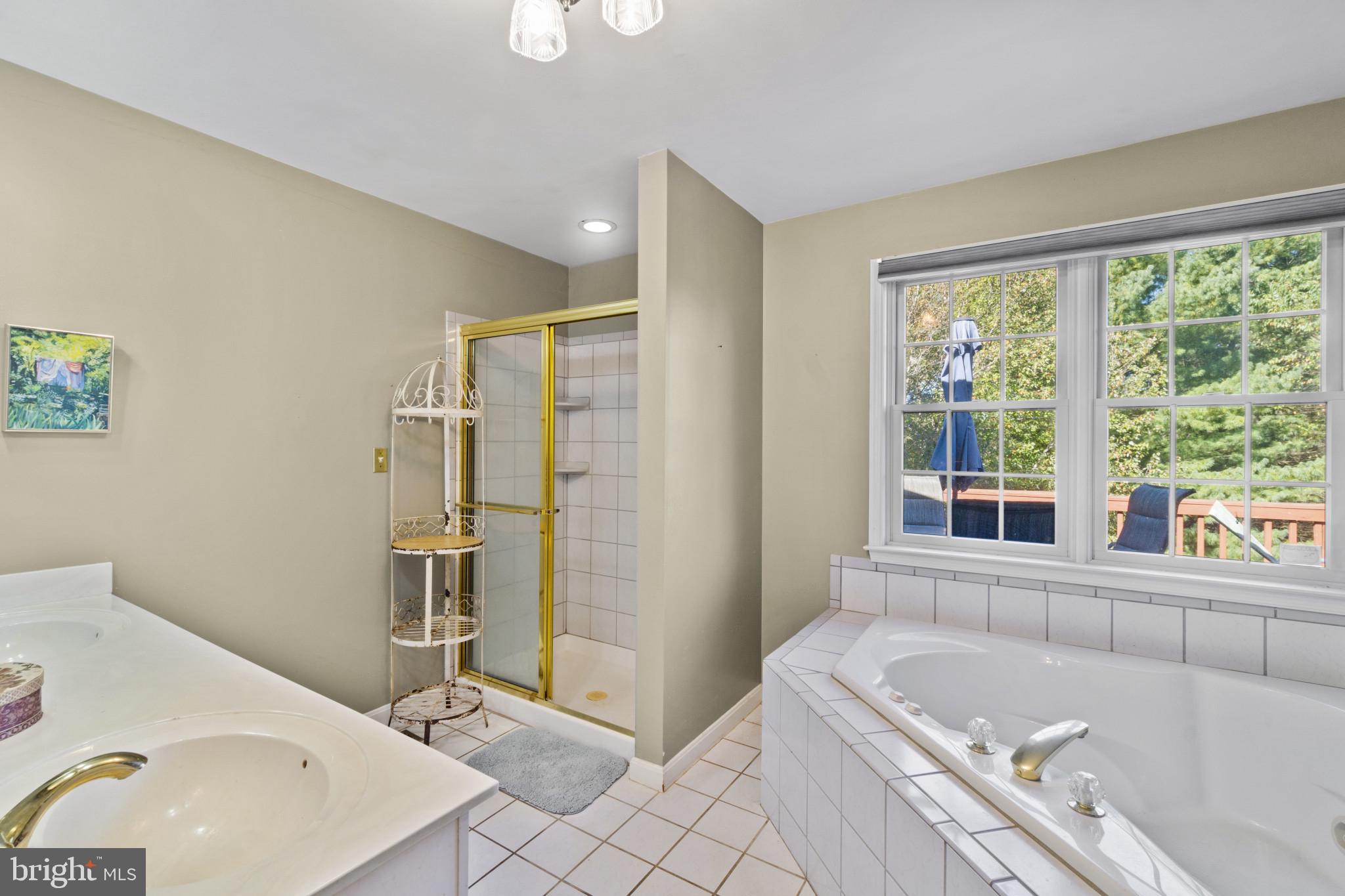 BERNOUDY FARMS - Residential