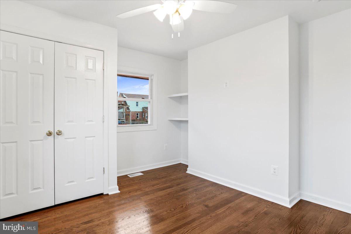 NORTH RIVER TOWN - Residential