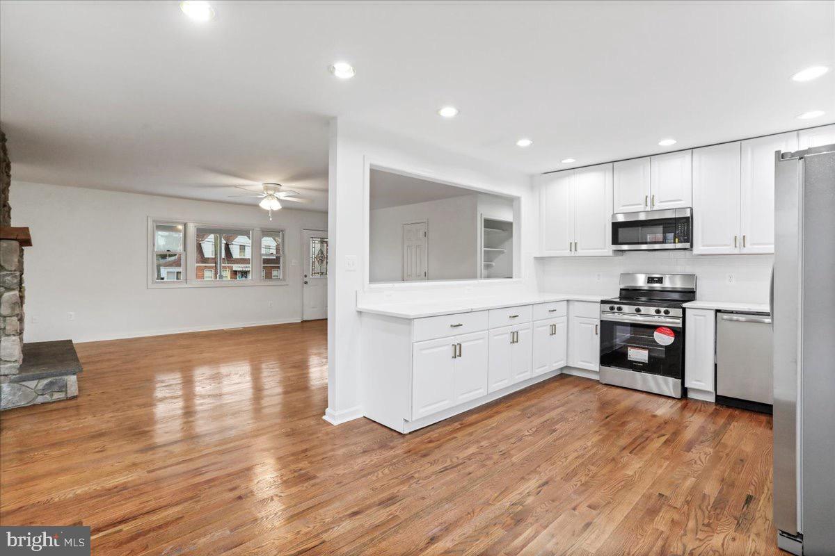 NORTH RIVER TOWN - Residential